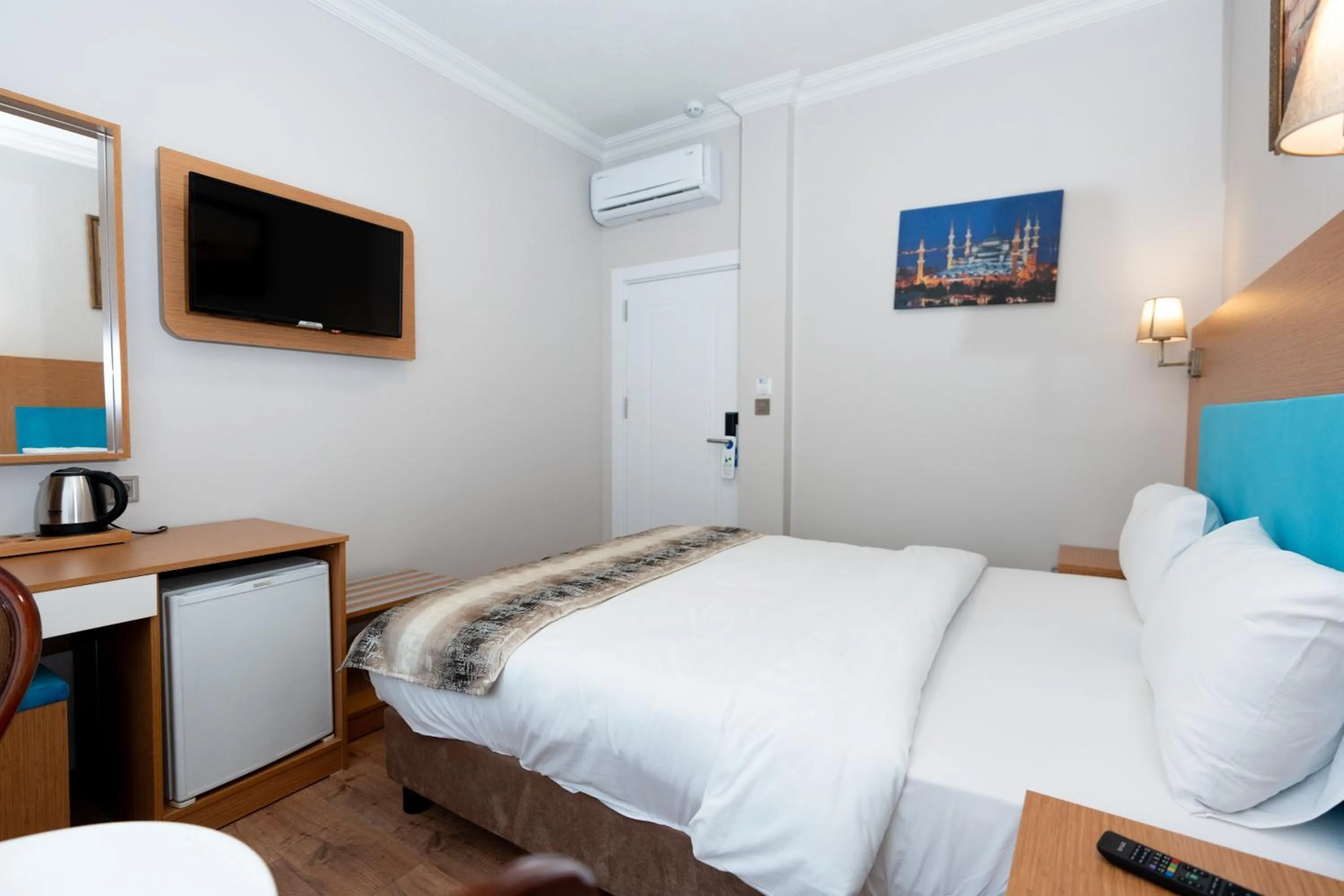 Bed in Seatanbul Hotel