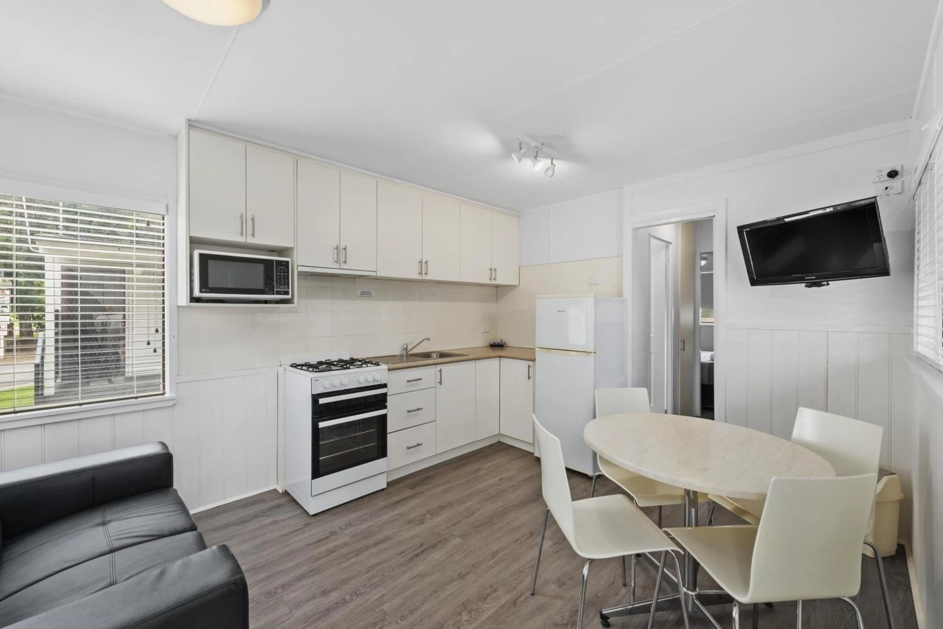 Lounge or bar in BIG4 Ingenia Holidays Wagga Wagga