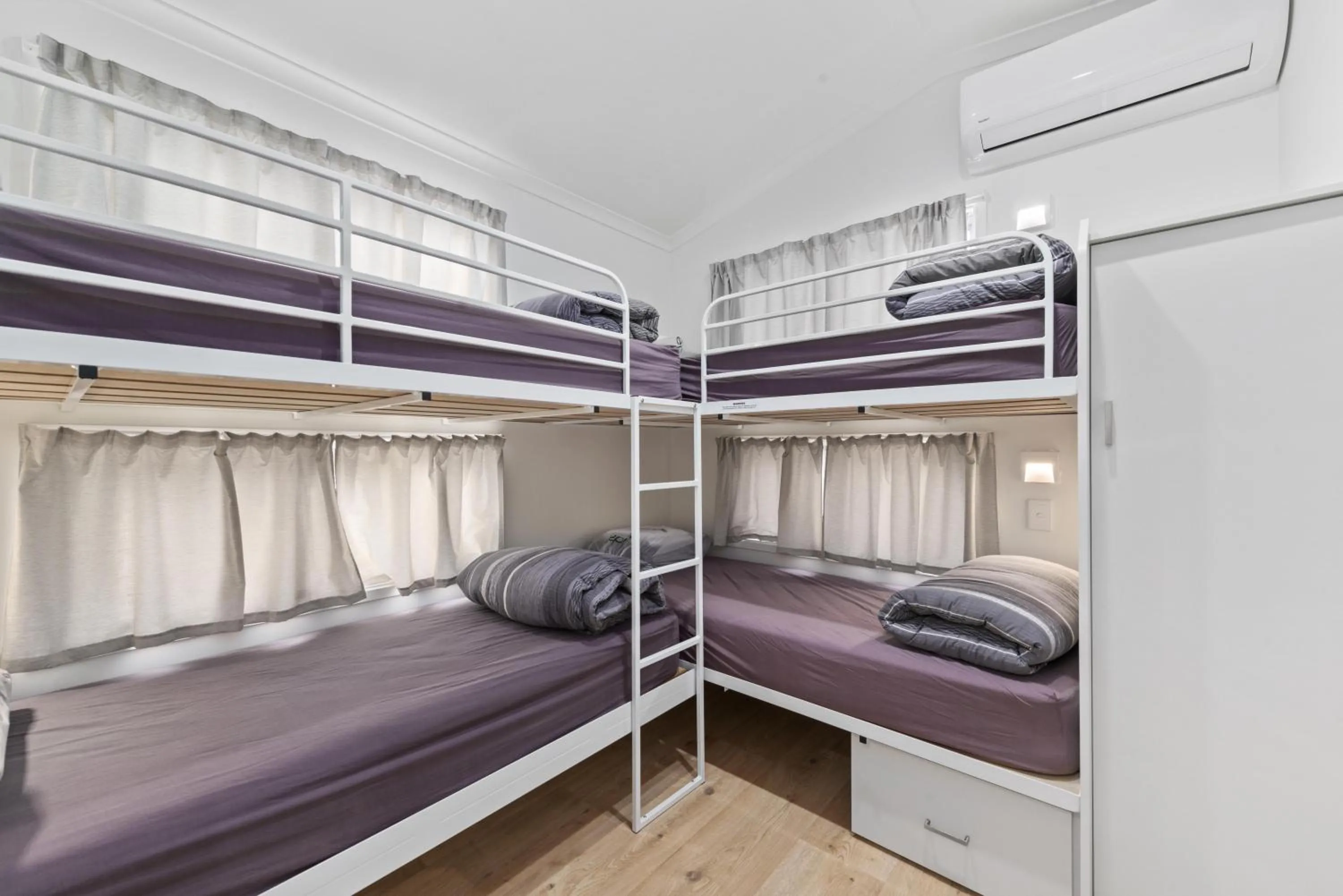 bunk bed, Bed in BIG4 Ingenia Holidays Wagga Wagga