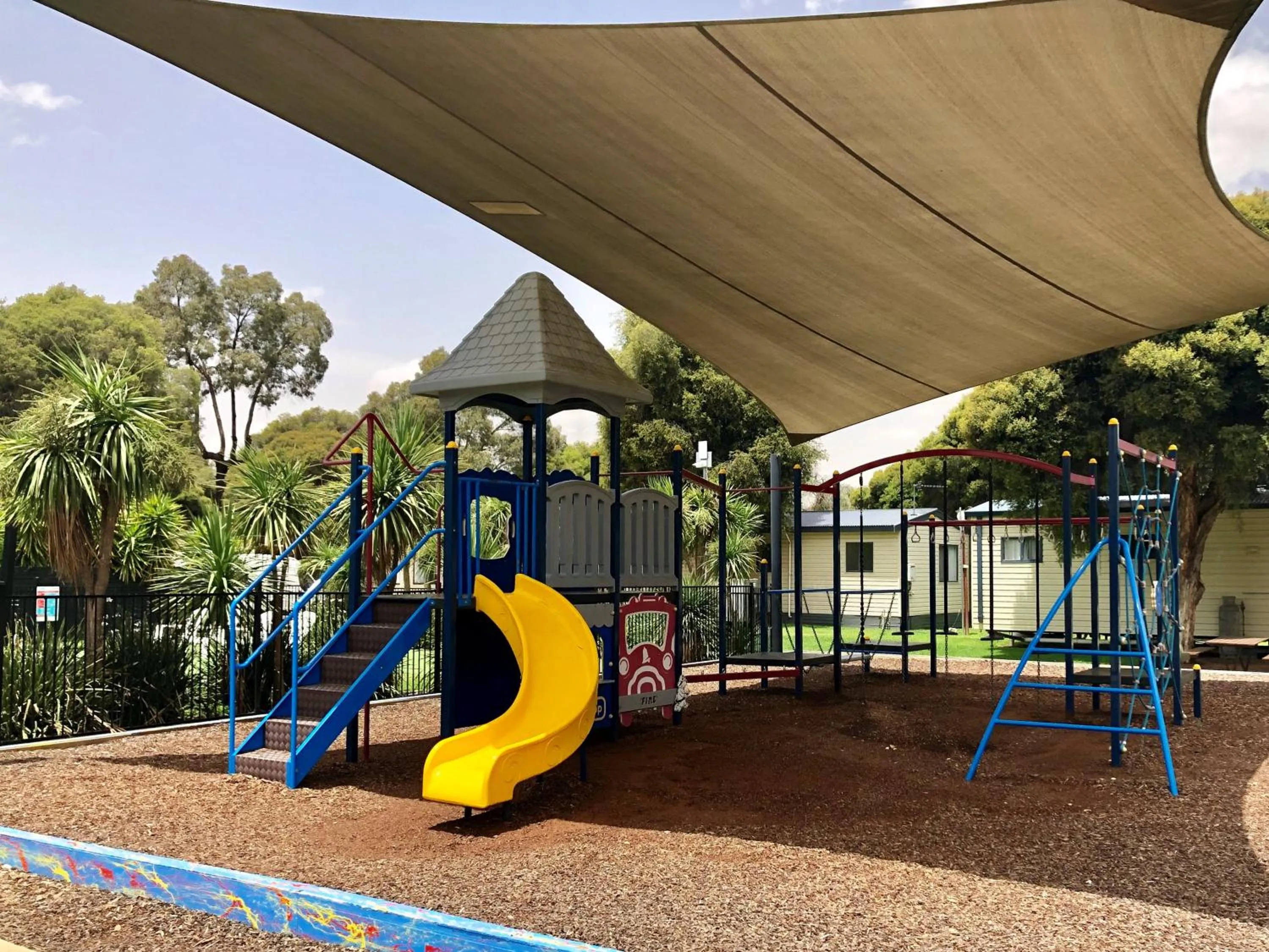 Children play ground in BIG4 Ingenia Holidays Wagga Wagga