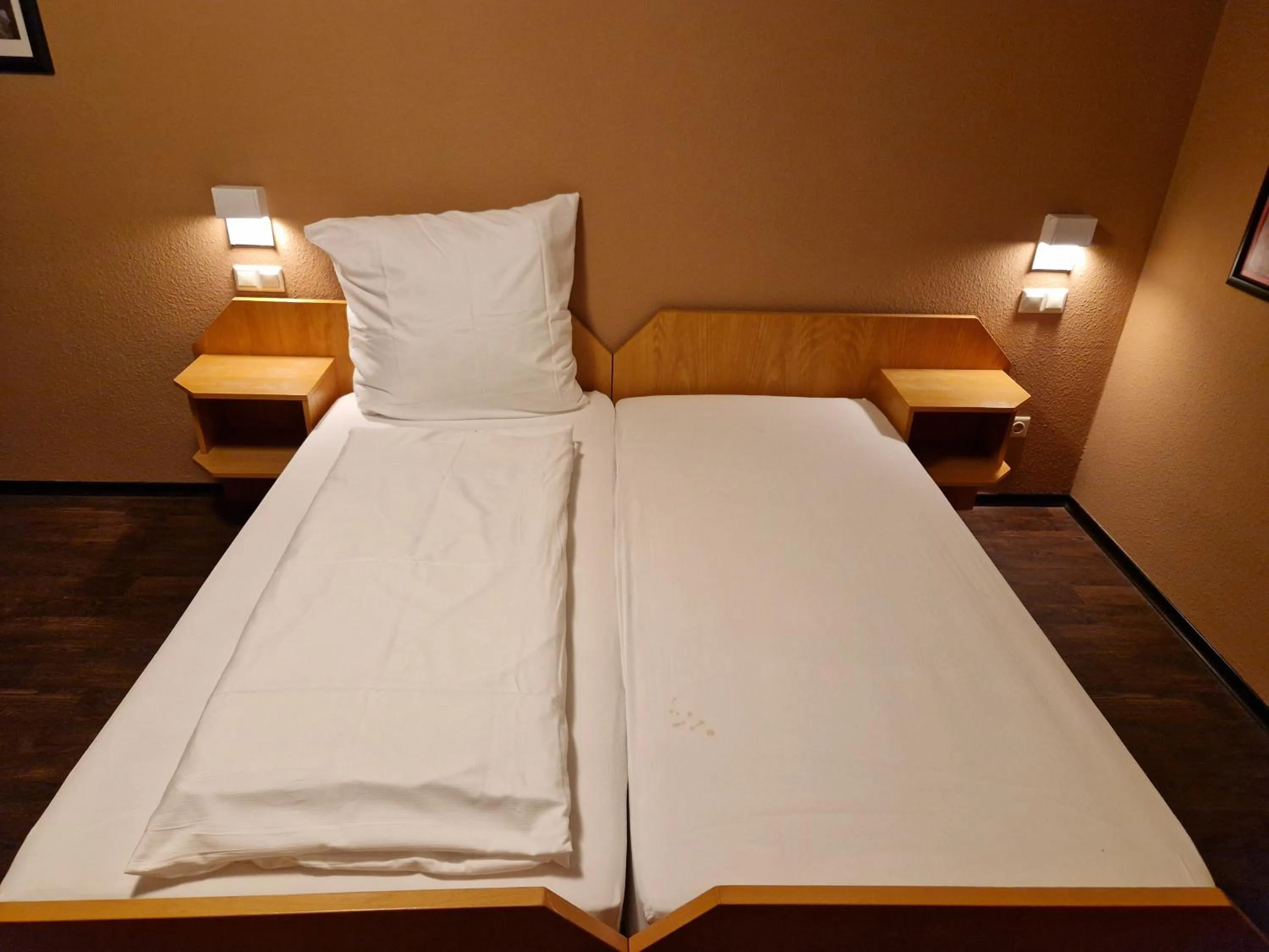 Bed in Hotel Restaurant Oliva