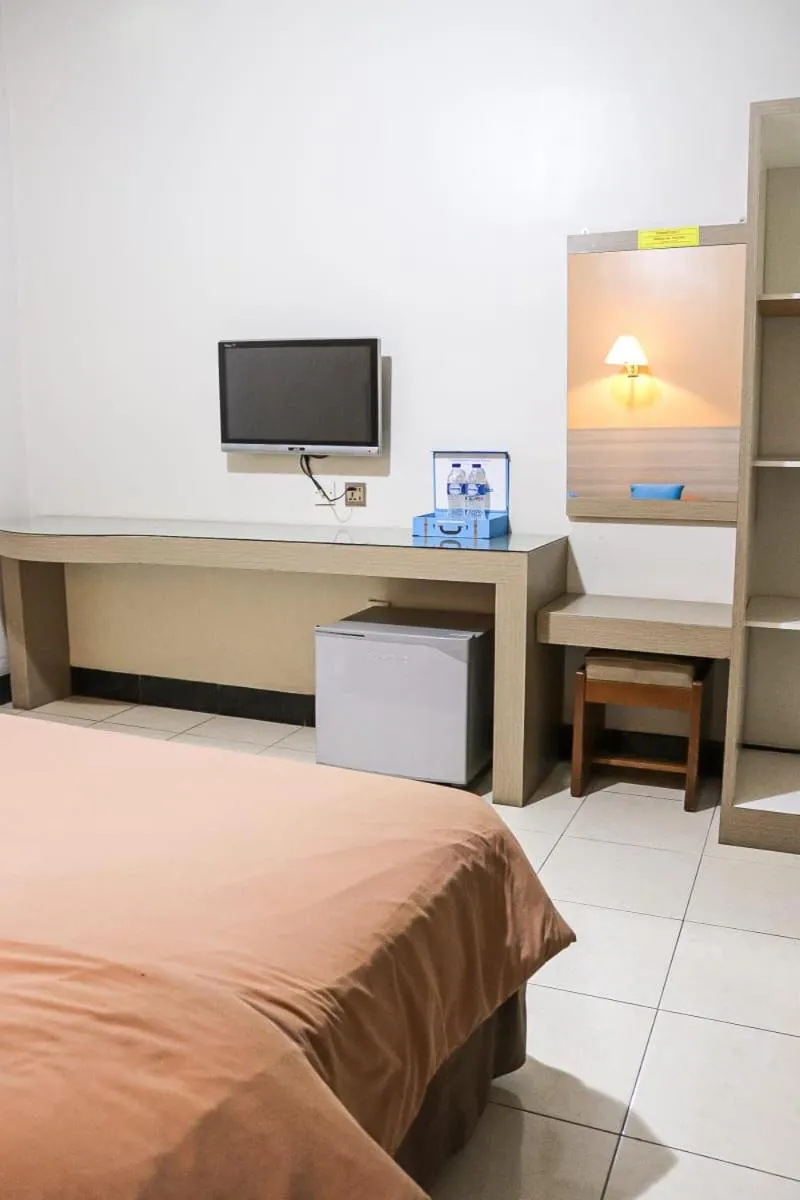 Bed in Hotel Pesona Merak