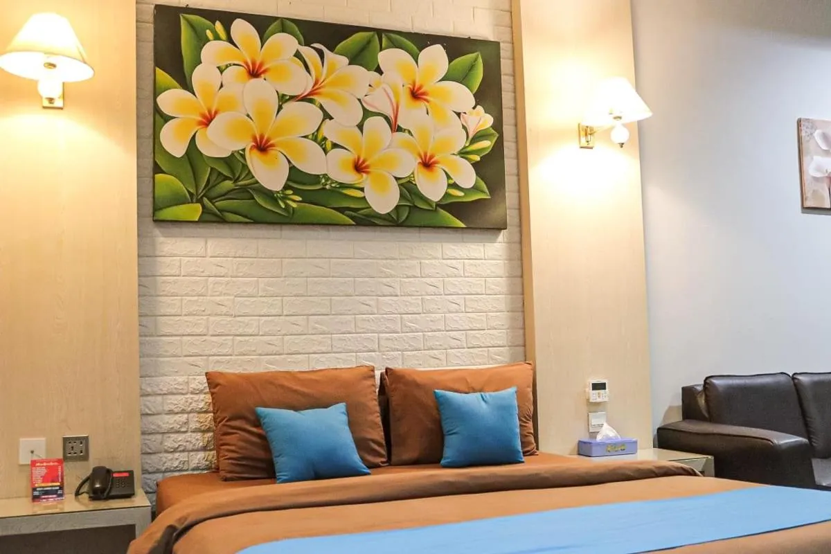 Bed in Hotel Pesona Merak