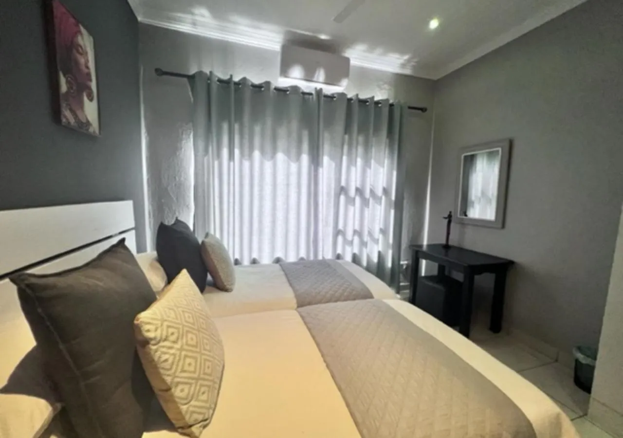 Bedroom, Bed in Turaco Lodge - No Loadshedding