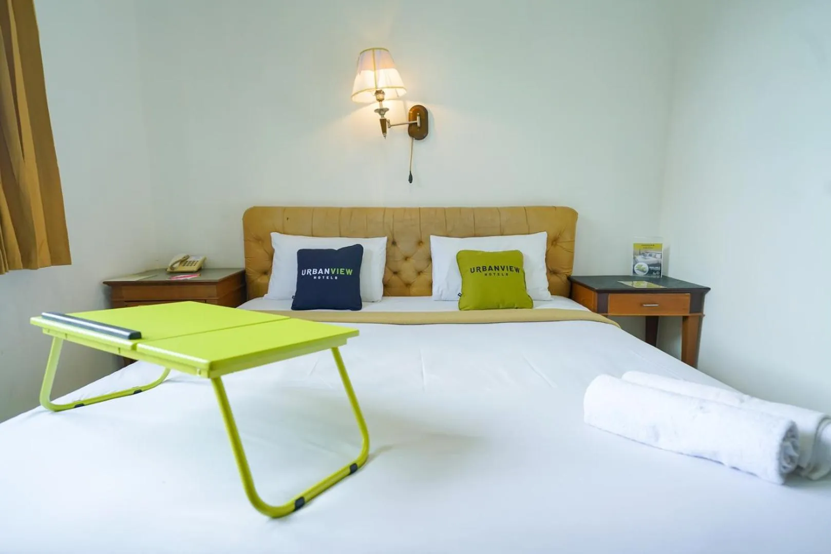 Bedroom, Bed in Urbanview by Millenium Hotel