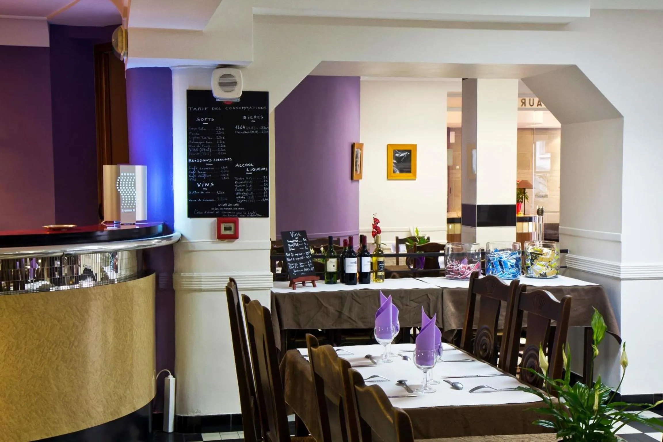 Restaurant/places to eat in Hôtel Croix des Nordistes