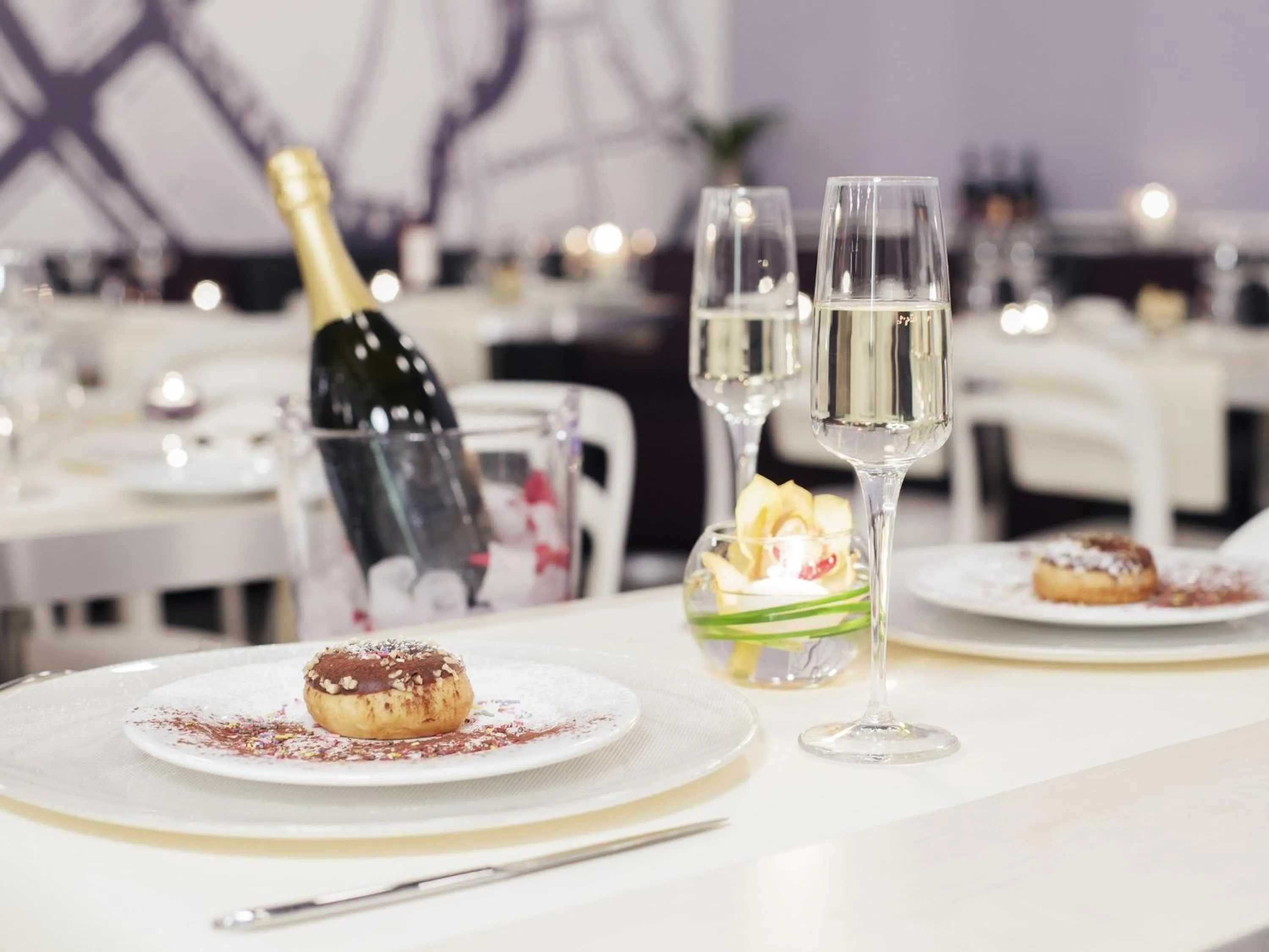 Restaurant/places to eat in Ibis Styles Roma Eur