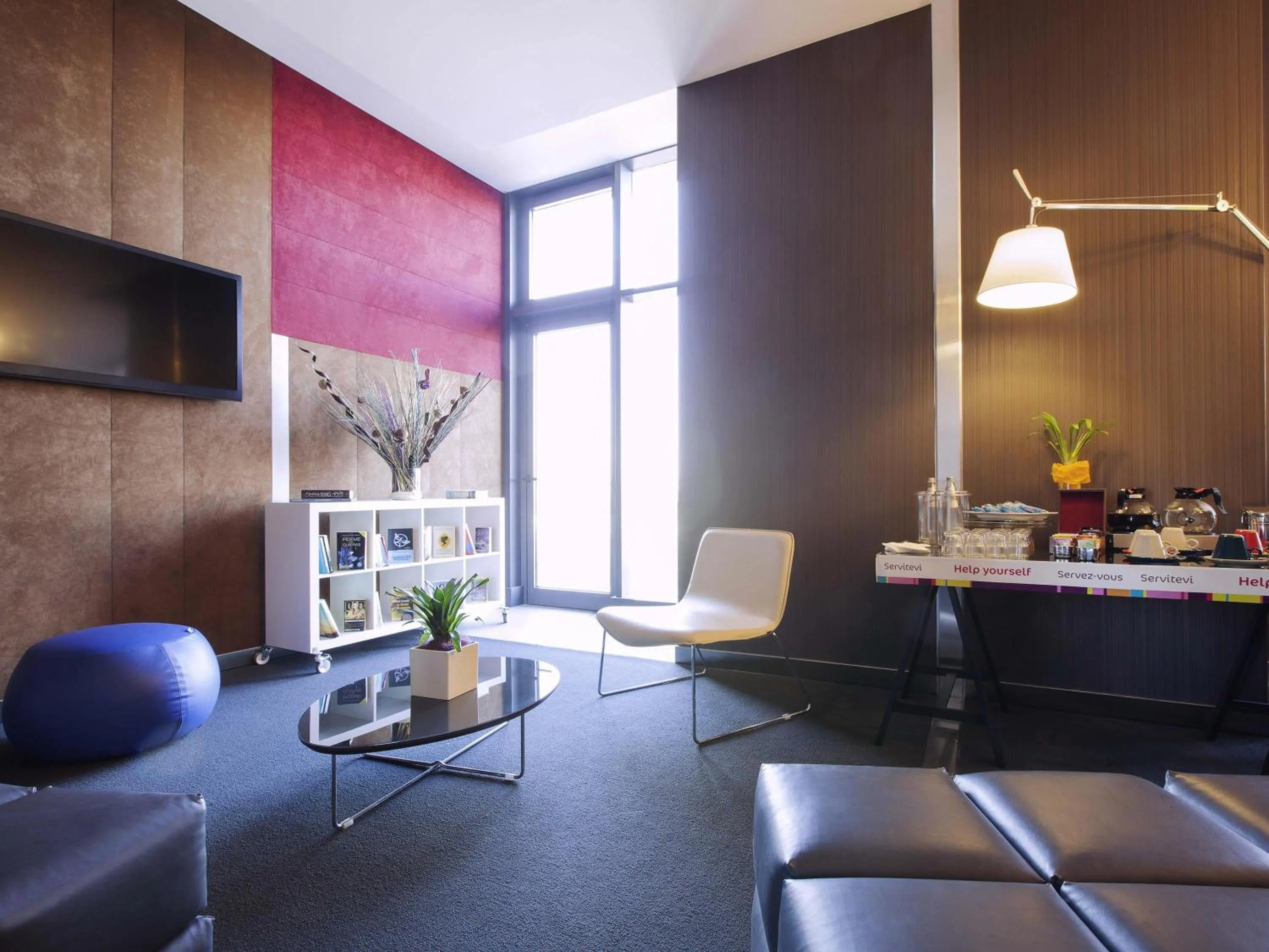 Property building in Ibis Styles Roma Eur