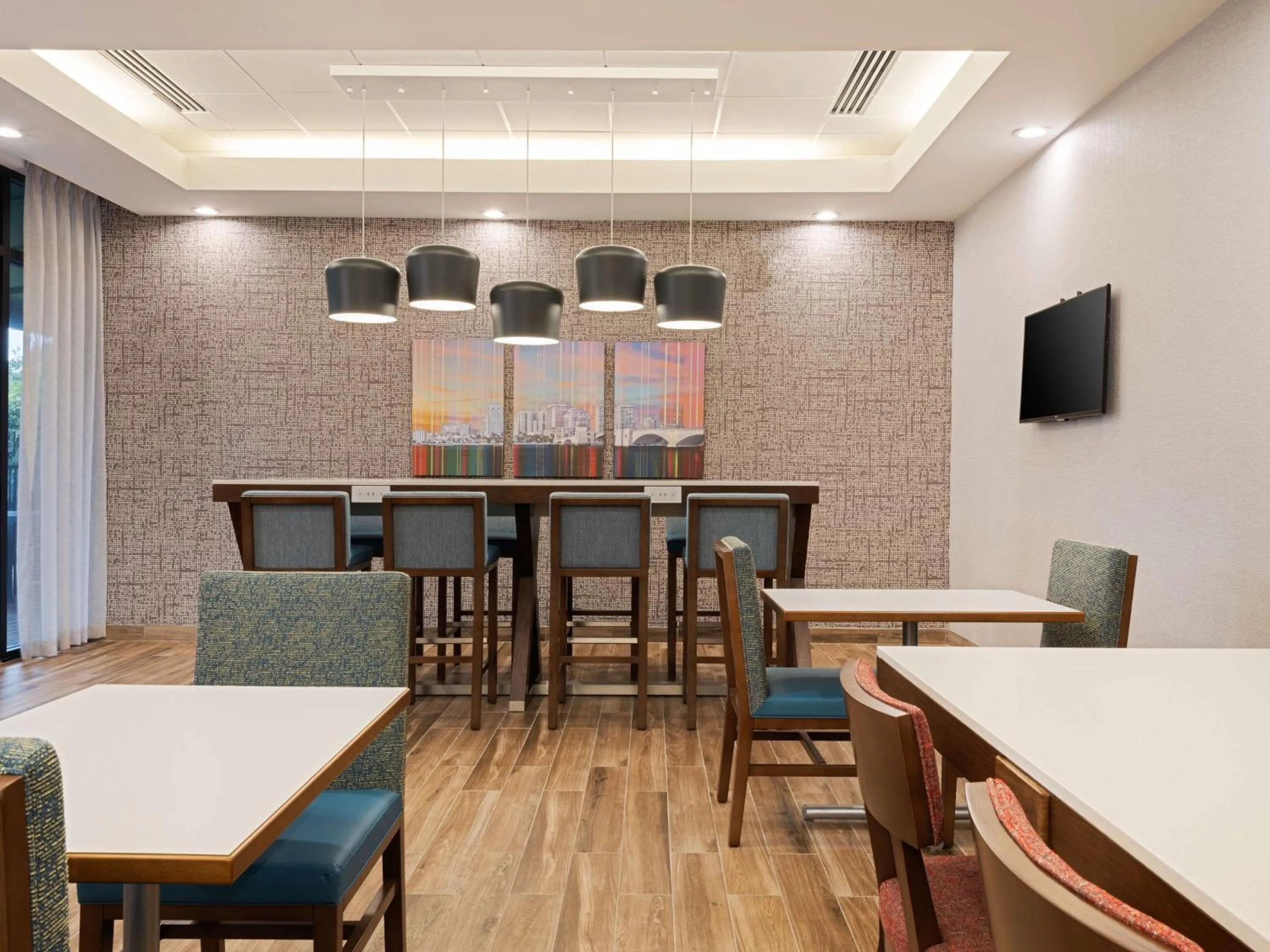 Breakfast in Hampton Inn West Palm Beach-Florida Turnpike