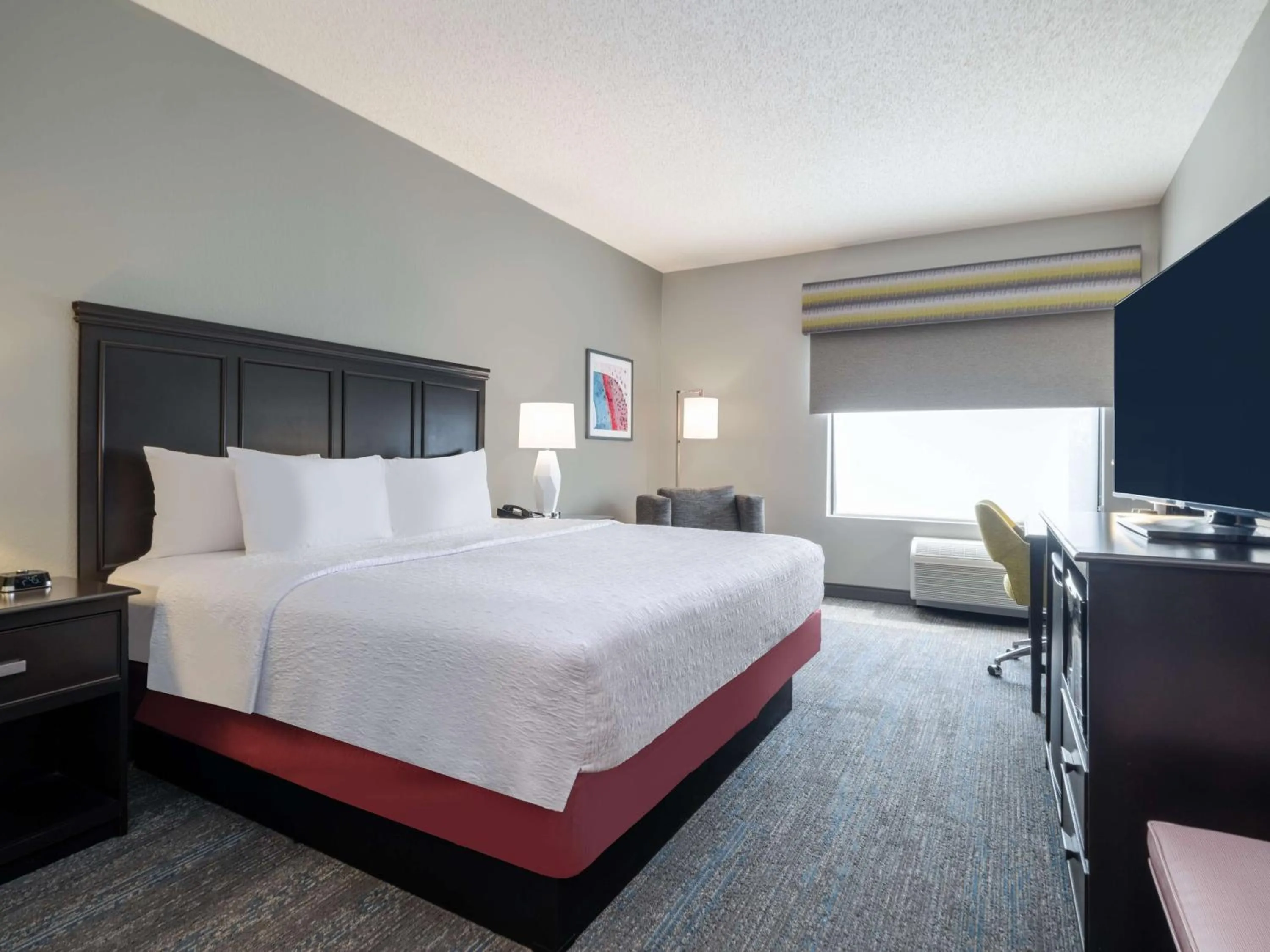 Bed in Hampton Inn West Palm Beach-Florida Turnpike