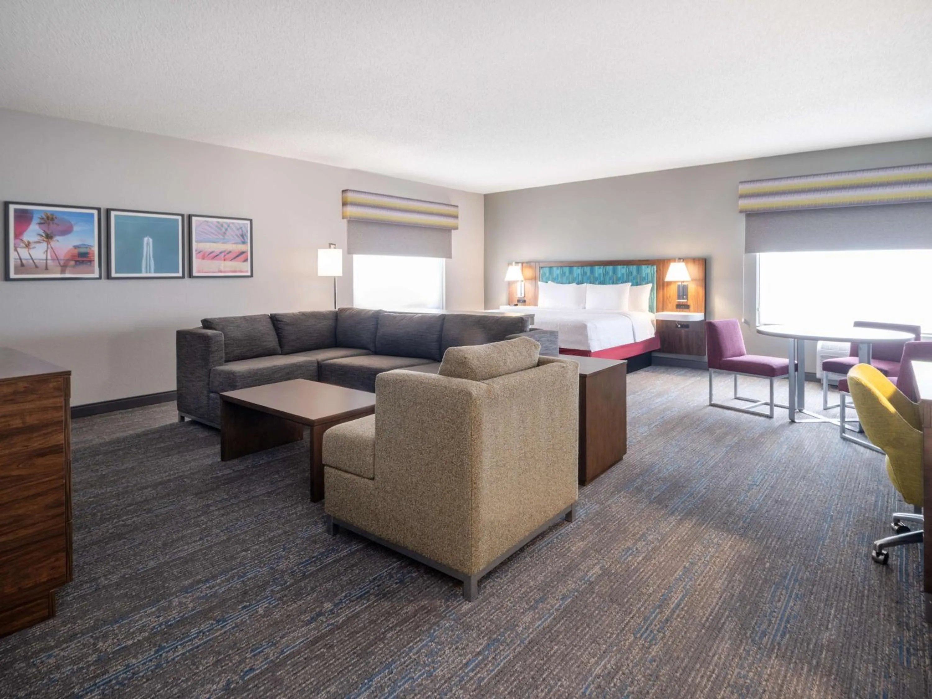 Living room in Hampton Inn West Palm Beach-Florida Turnpike