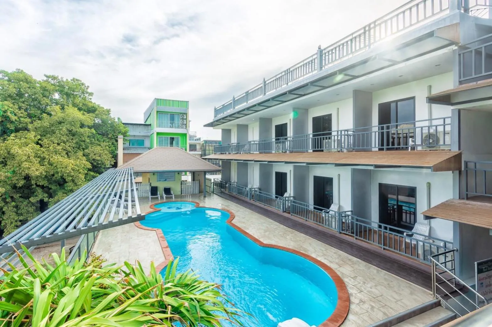 Swimming pool in CHA AM MY HOUSE Resort