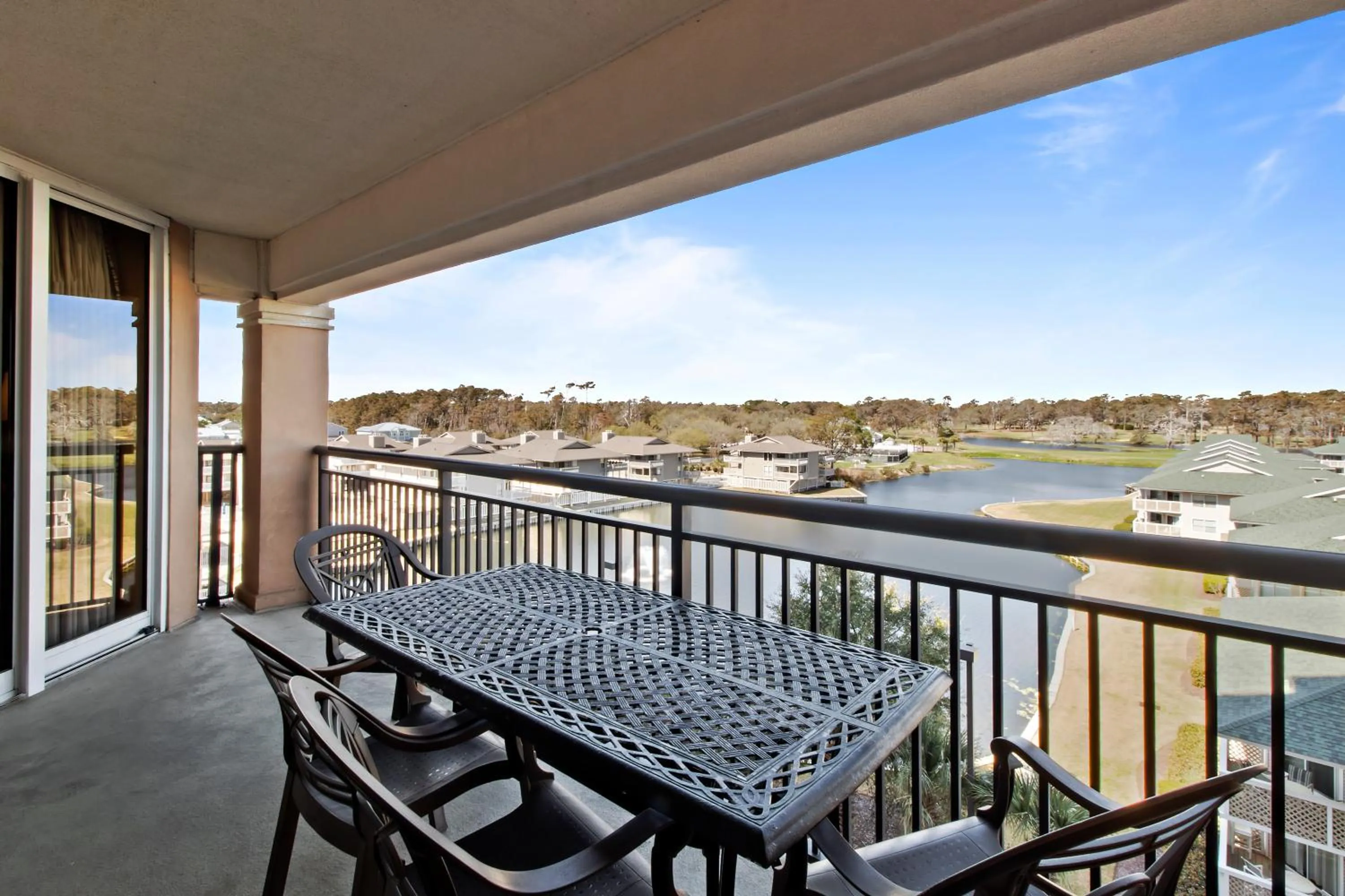 Balcony/Terrace in Tilghman Beach and Golf Resort