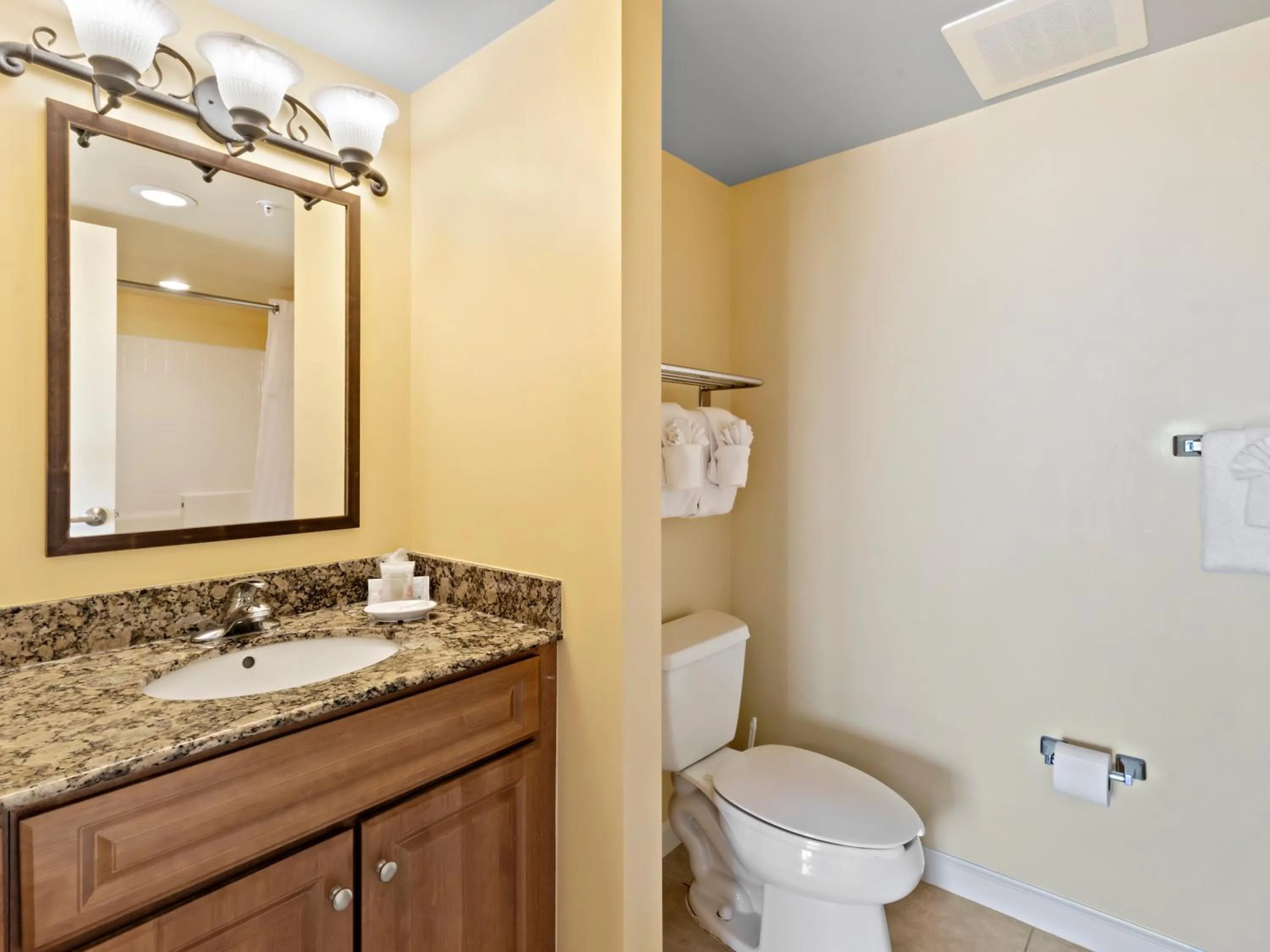 Toilet in Tilghman Beach and Golf Resort