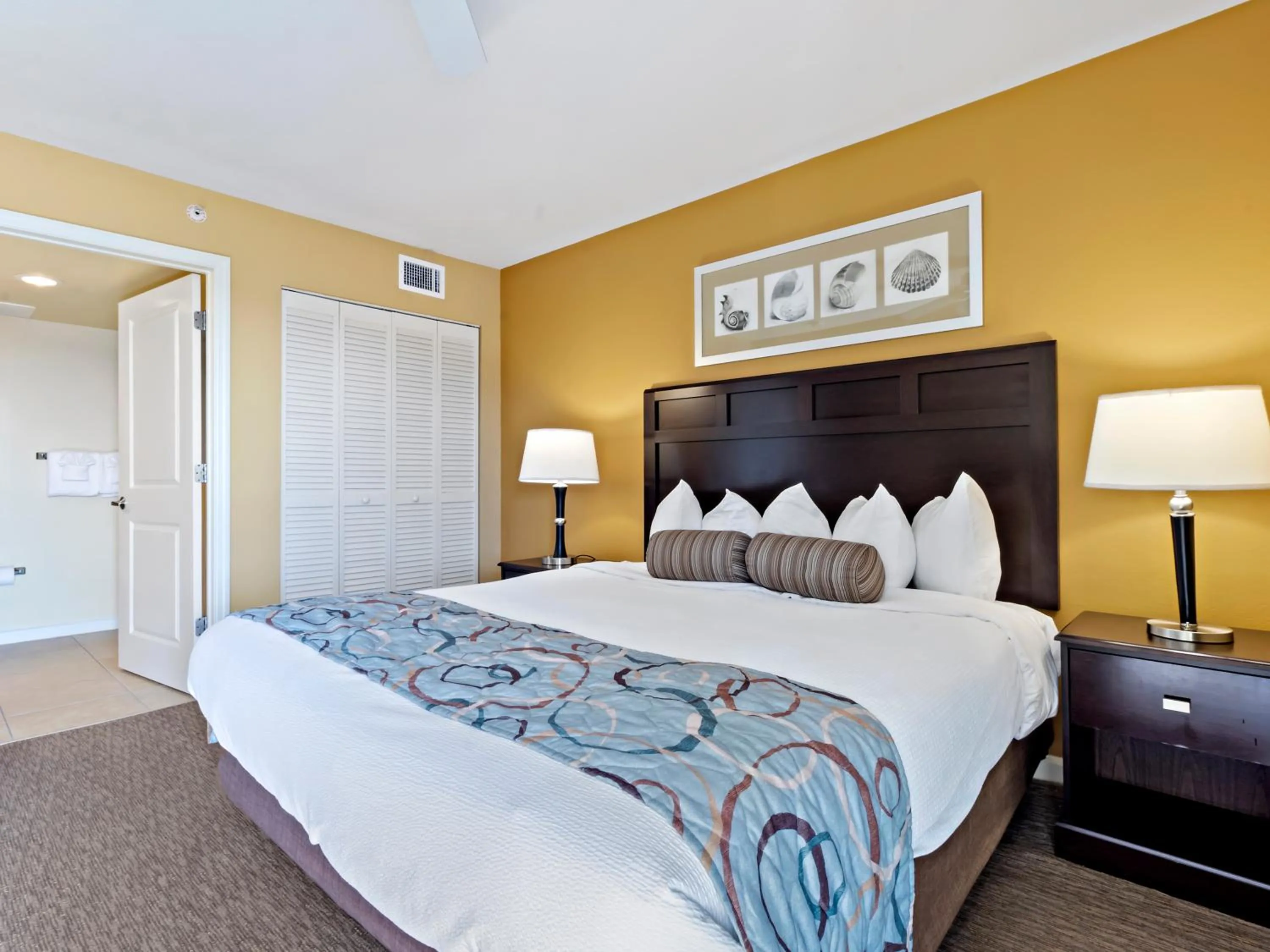 Bedroom in Tilghman Beach and Golf Resort