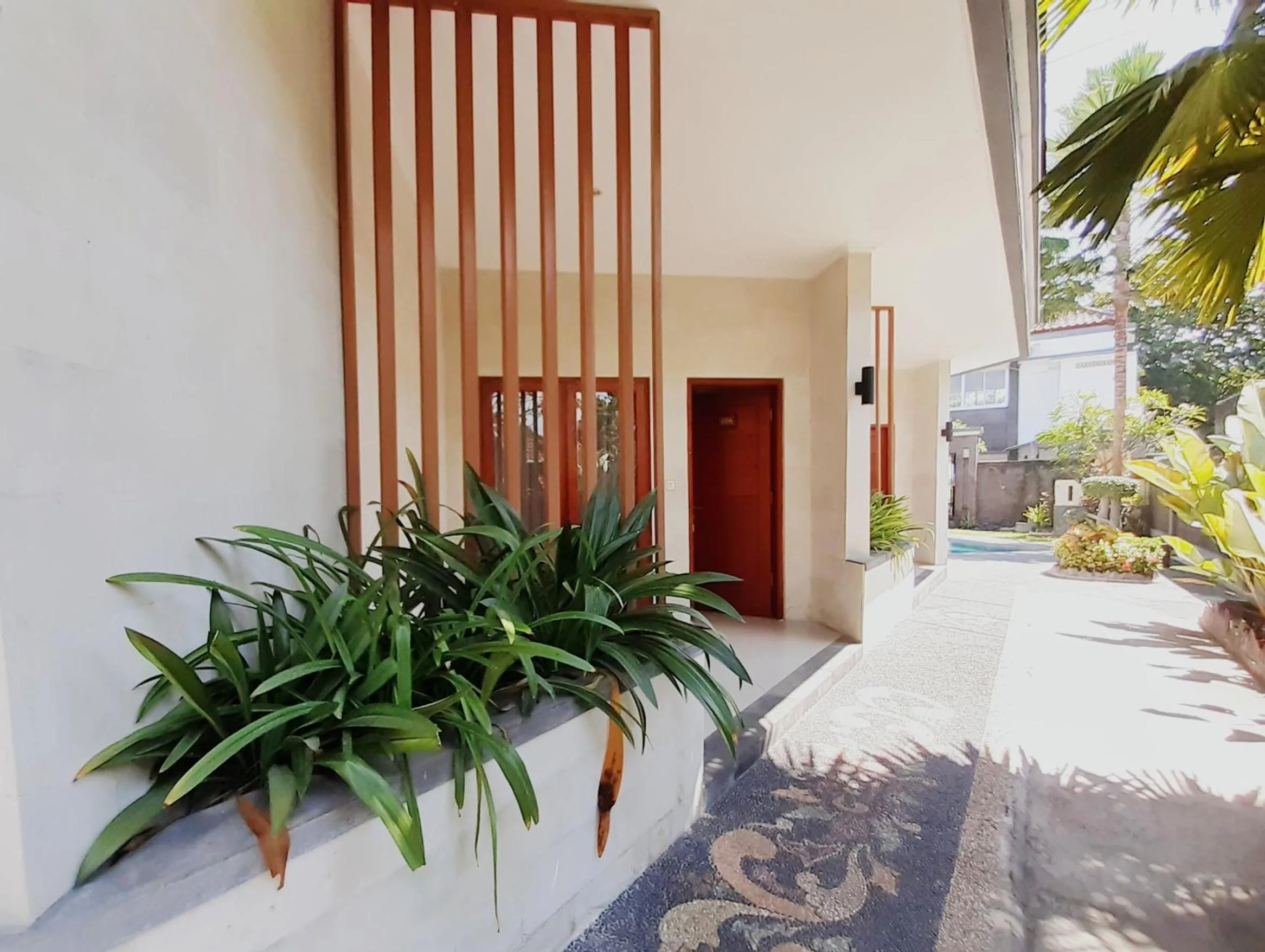 Day in De Loran Hotel