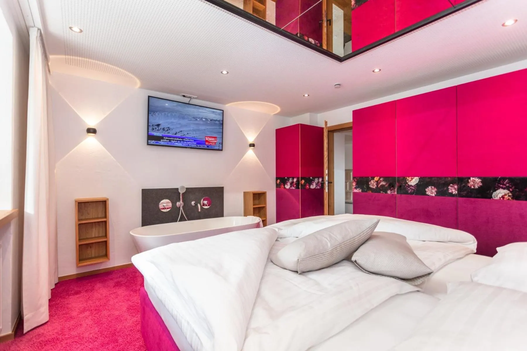 Bedroom, Bed in Wanderhotel Kirchner