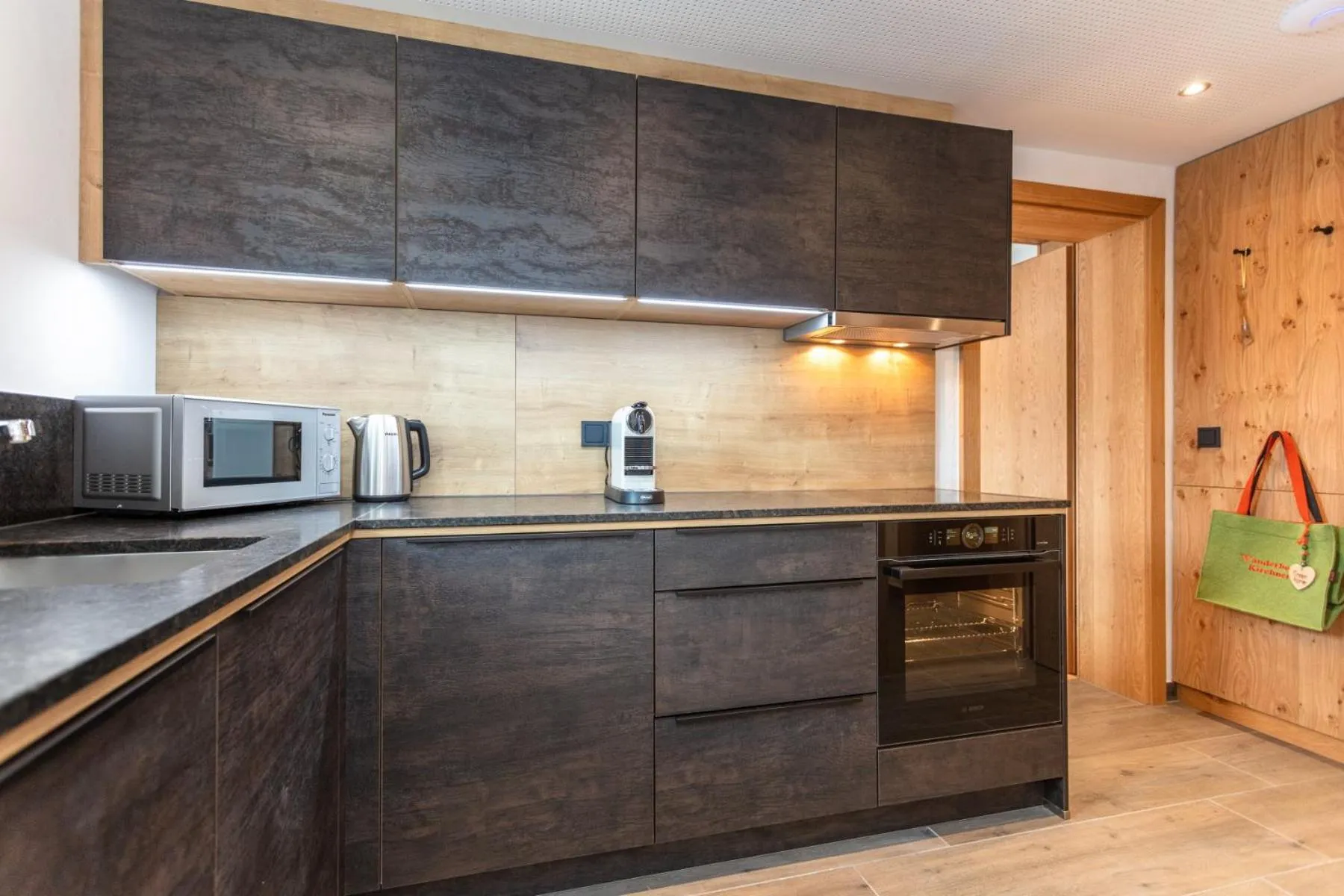 Kitchen or kitchenette in Wanderhotel Kirchner