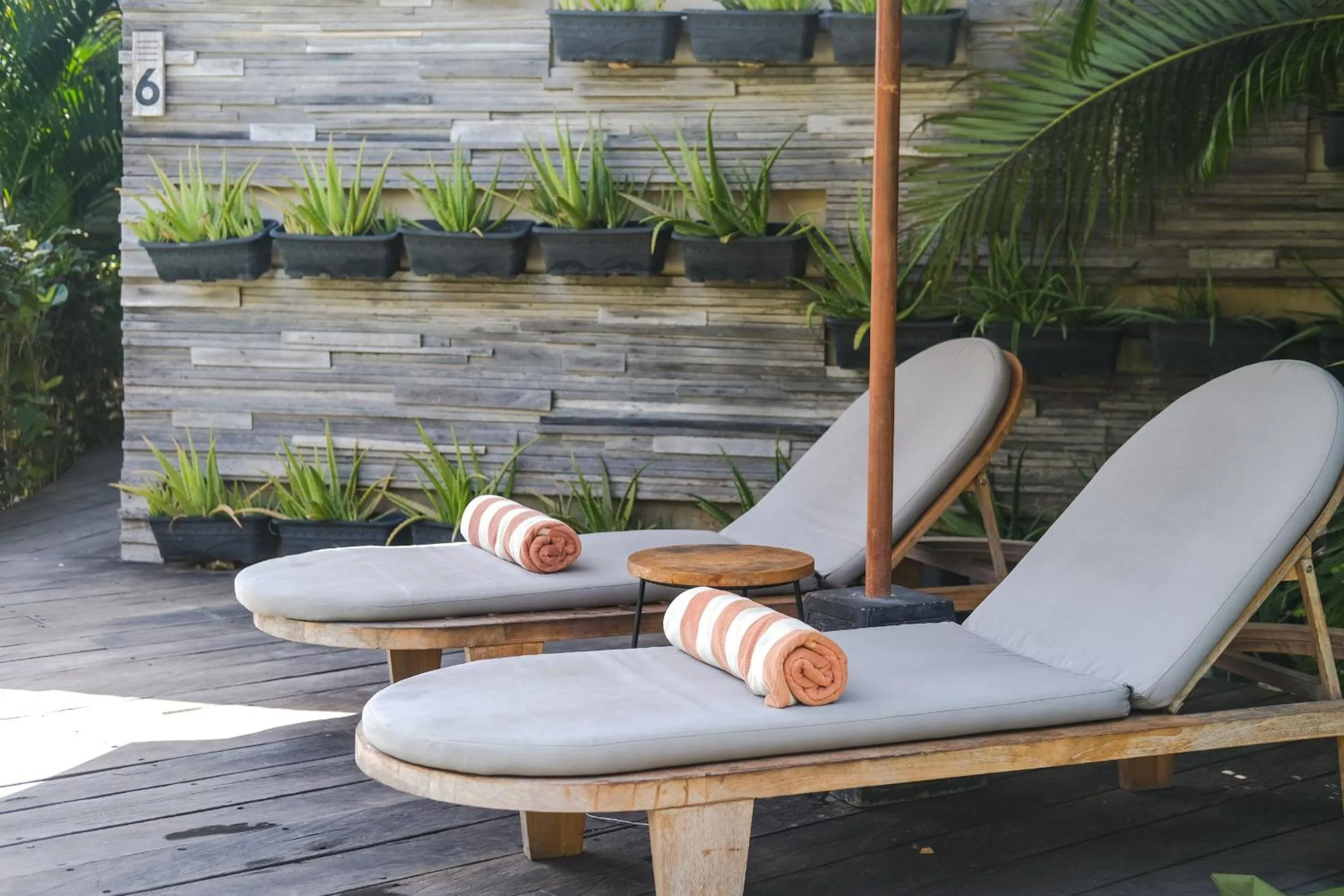 Swimming pool in The Elementum