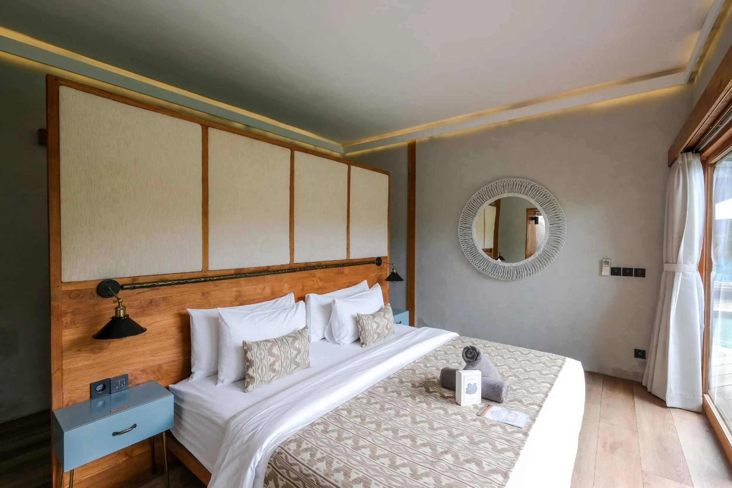 Bed in The Elementum