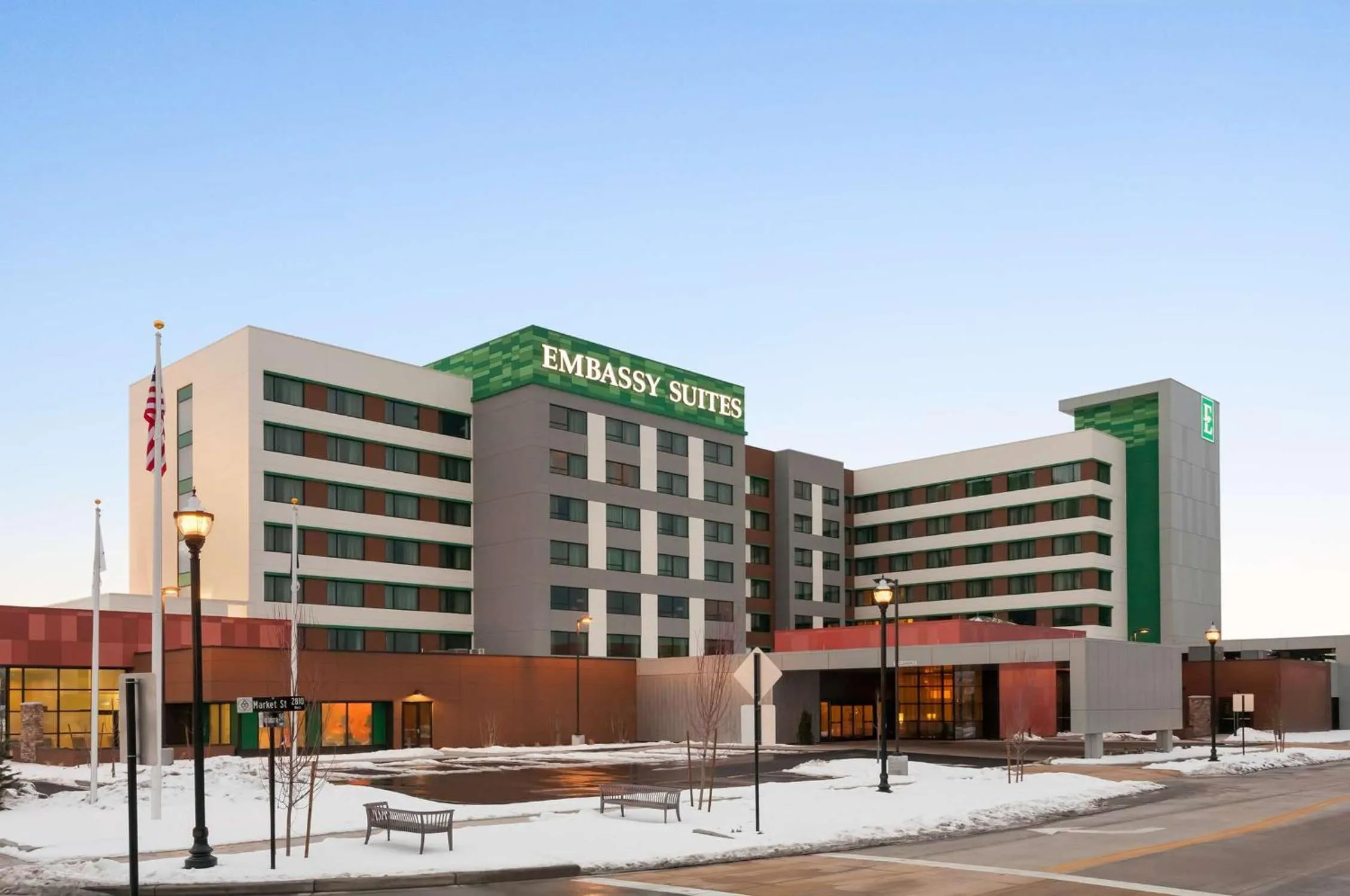 Property building in Embassy Suites by Hilton Salt Lake West Valley City