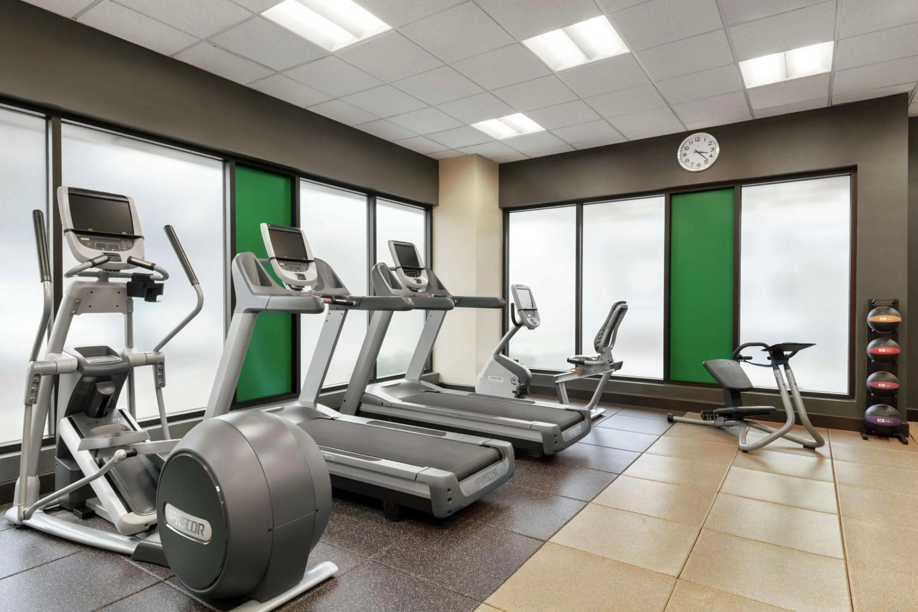 Fitness centre/facilities in Embassy Suites by Hilton Salt Lake West Valley City