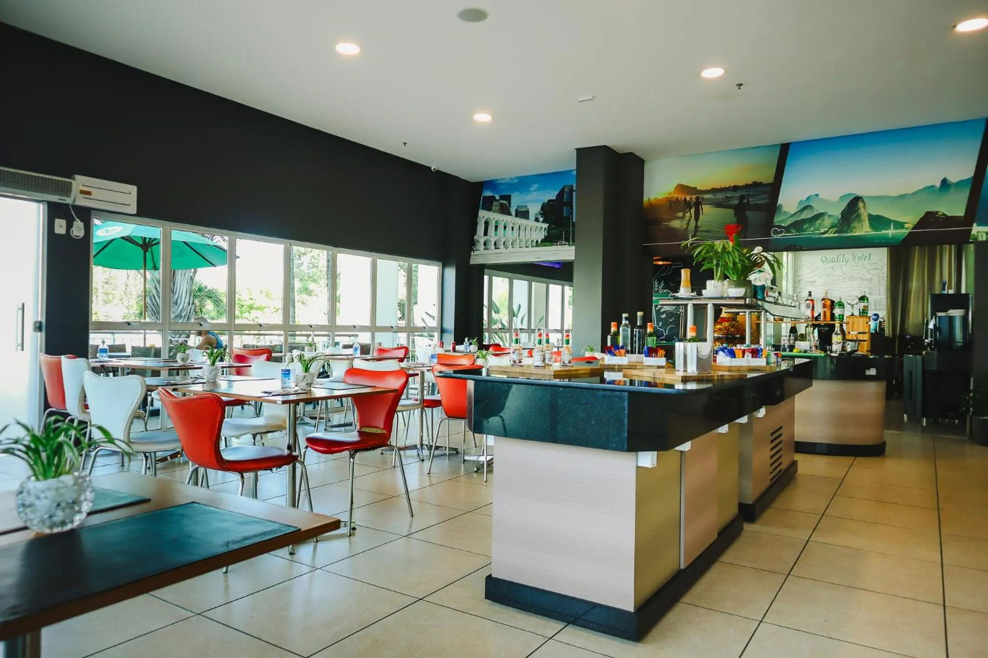 Buffet breakfast in Quality Rio de Janeiro - Barra da Tijuca