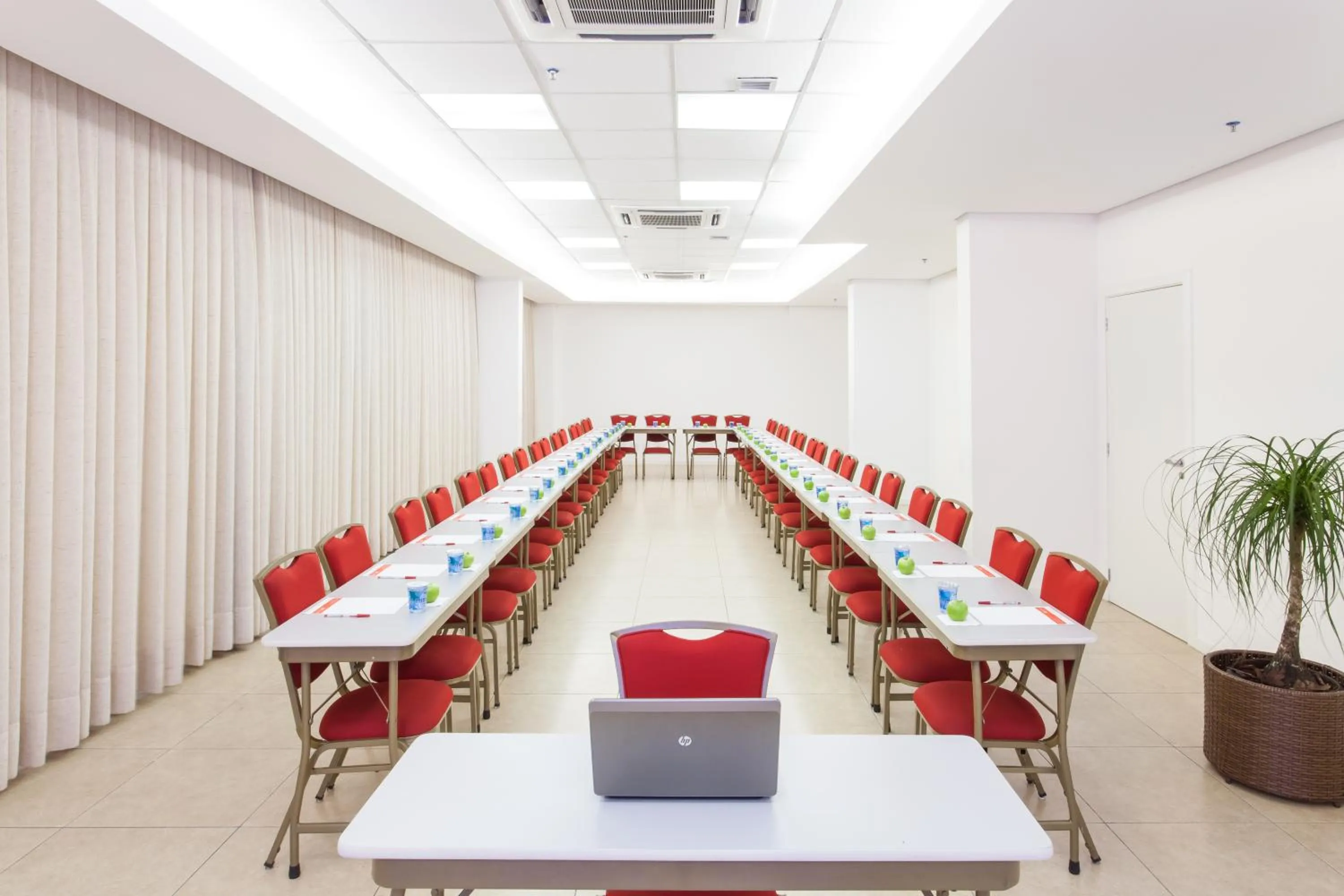 Business facilities in Quality Rio de Janeiro - Barra da Tijuca