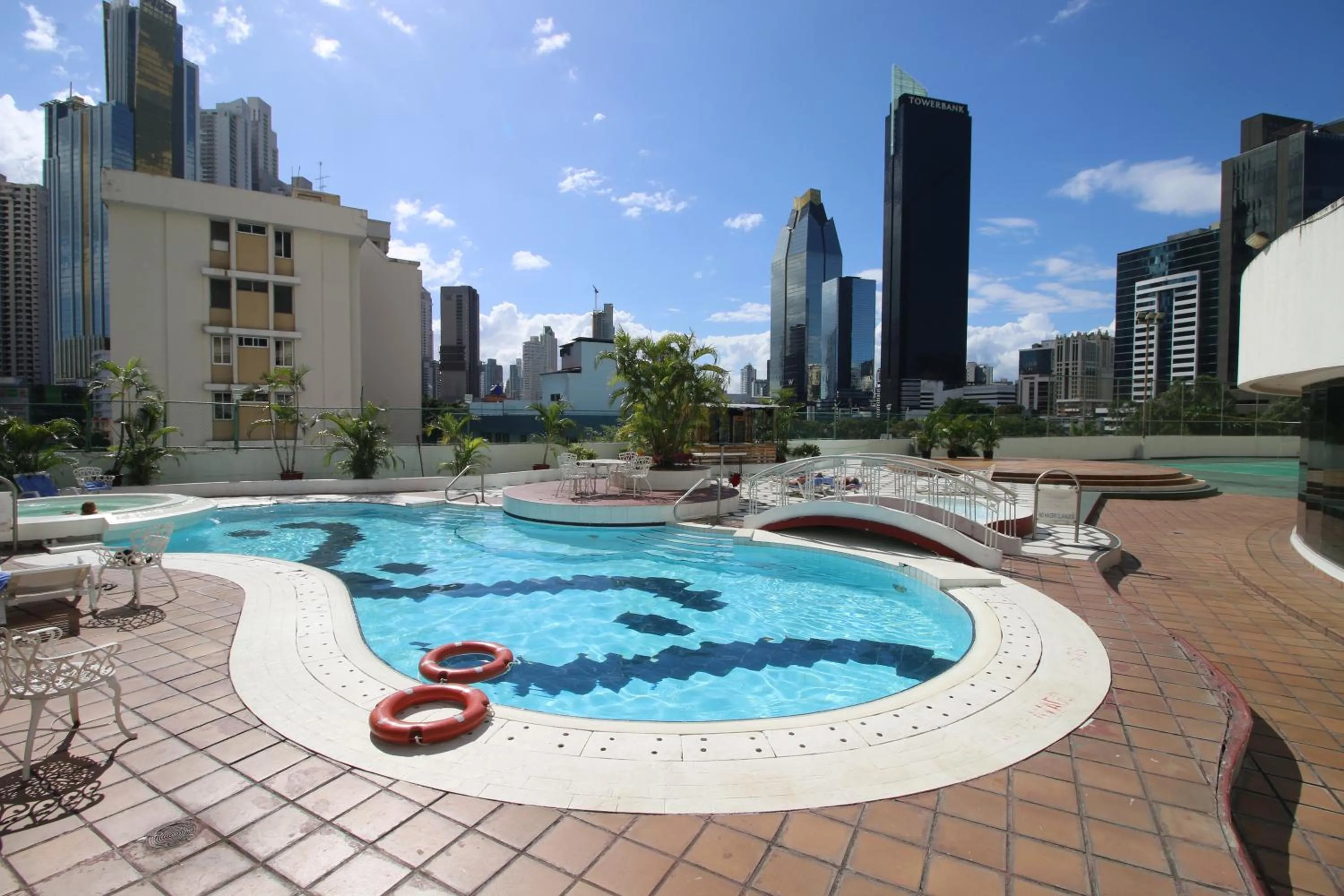 Swimming pool in Hospedium Princess Hotel Panamá