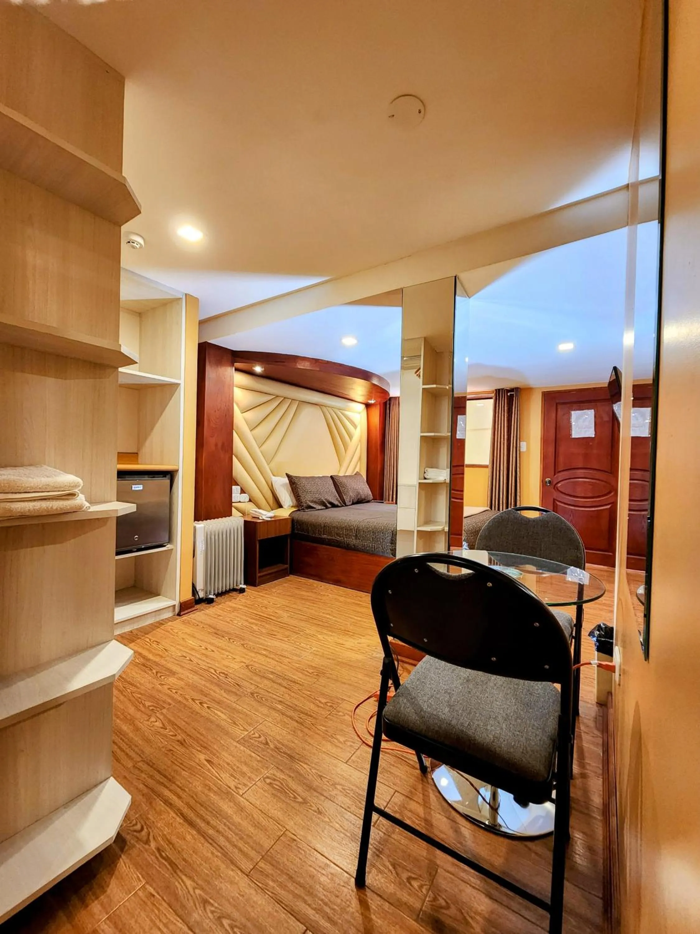 Photo of the whole room in El Mariscal Cusco