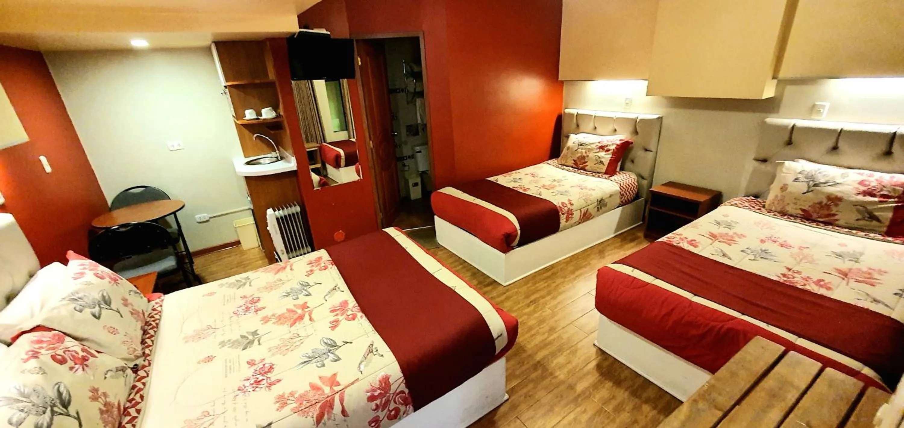 Bed in El Mariscal Cusco