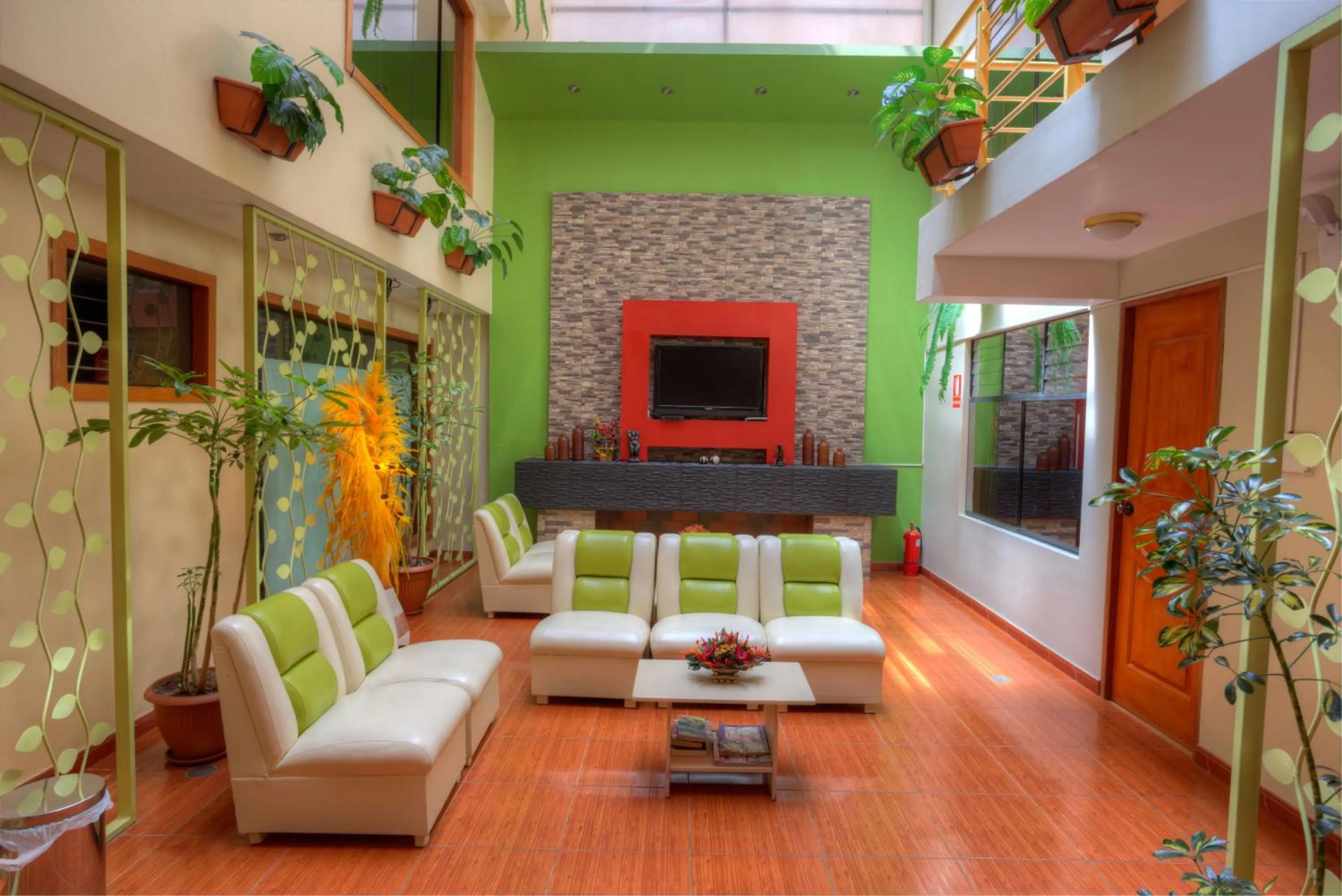 TV and multimedia in El Mariscal Cusco