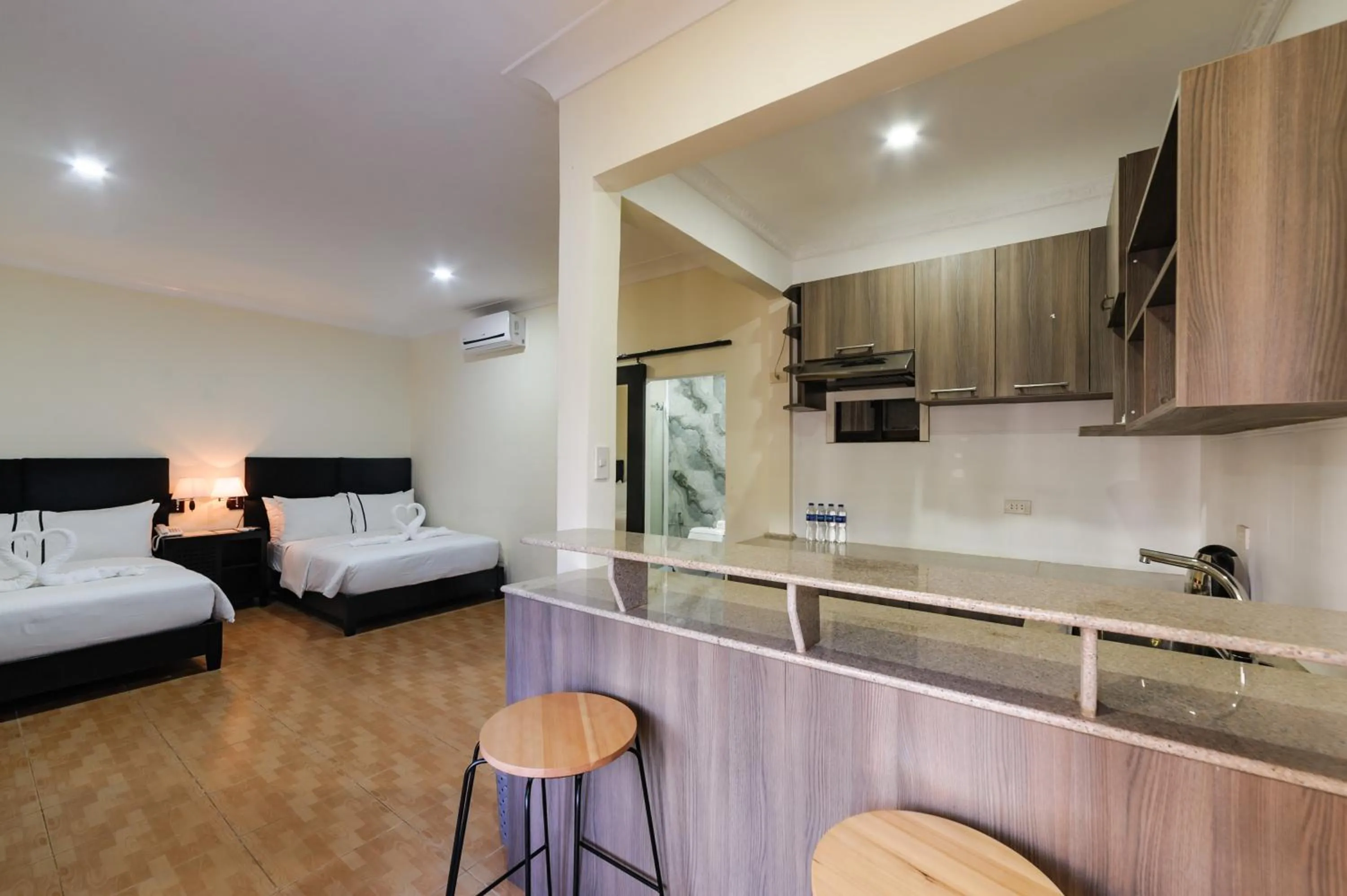 Photo of the whole room, Bed in Mario Dive Resort