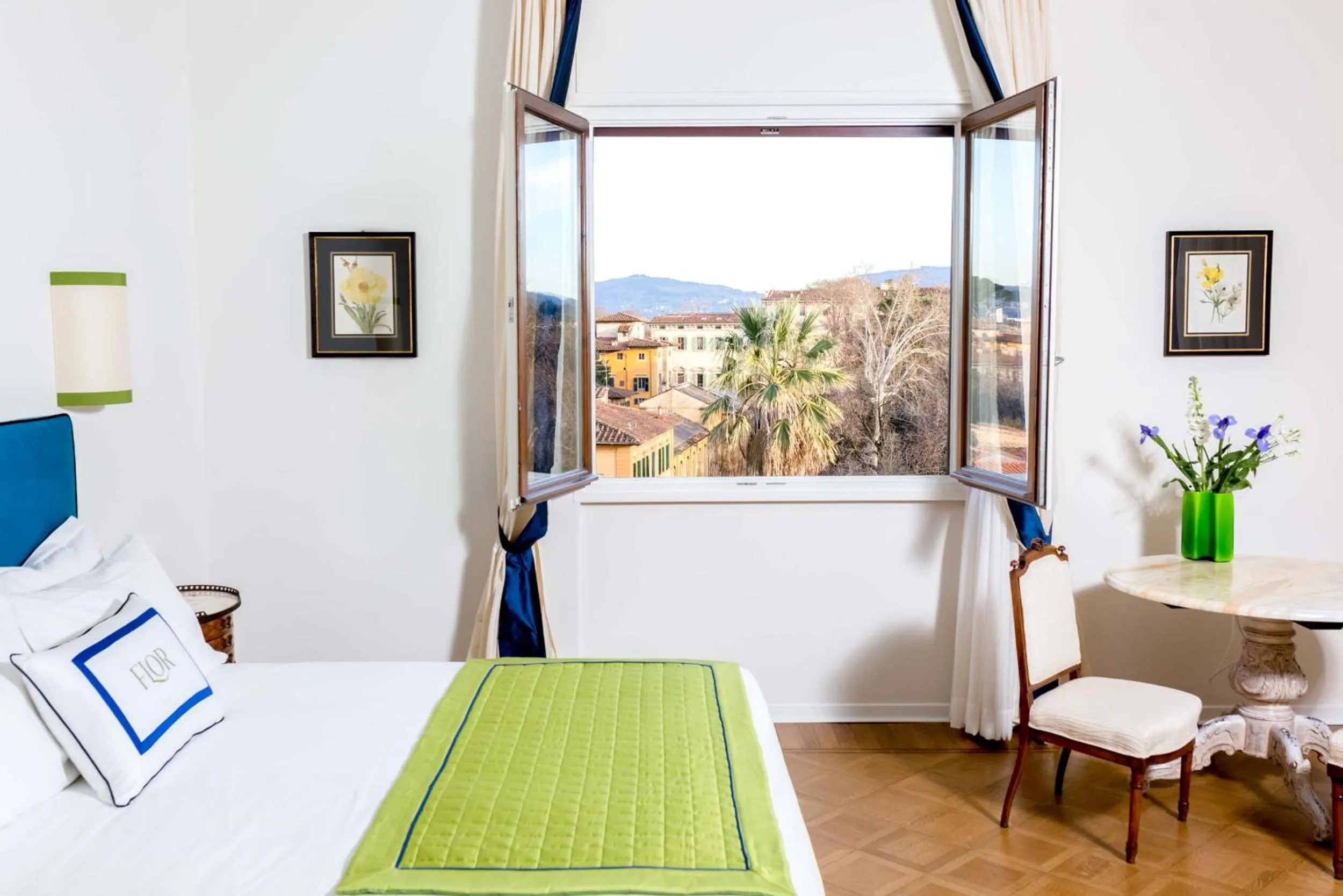 Bed in Flor in Florence