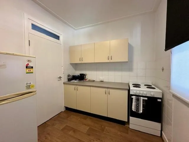 Kitchen or kitchenette in The Lakes Hotel