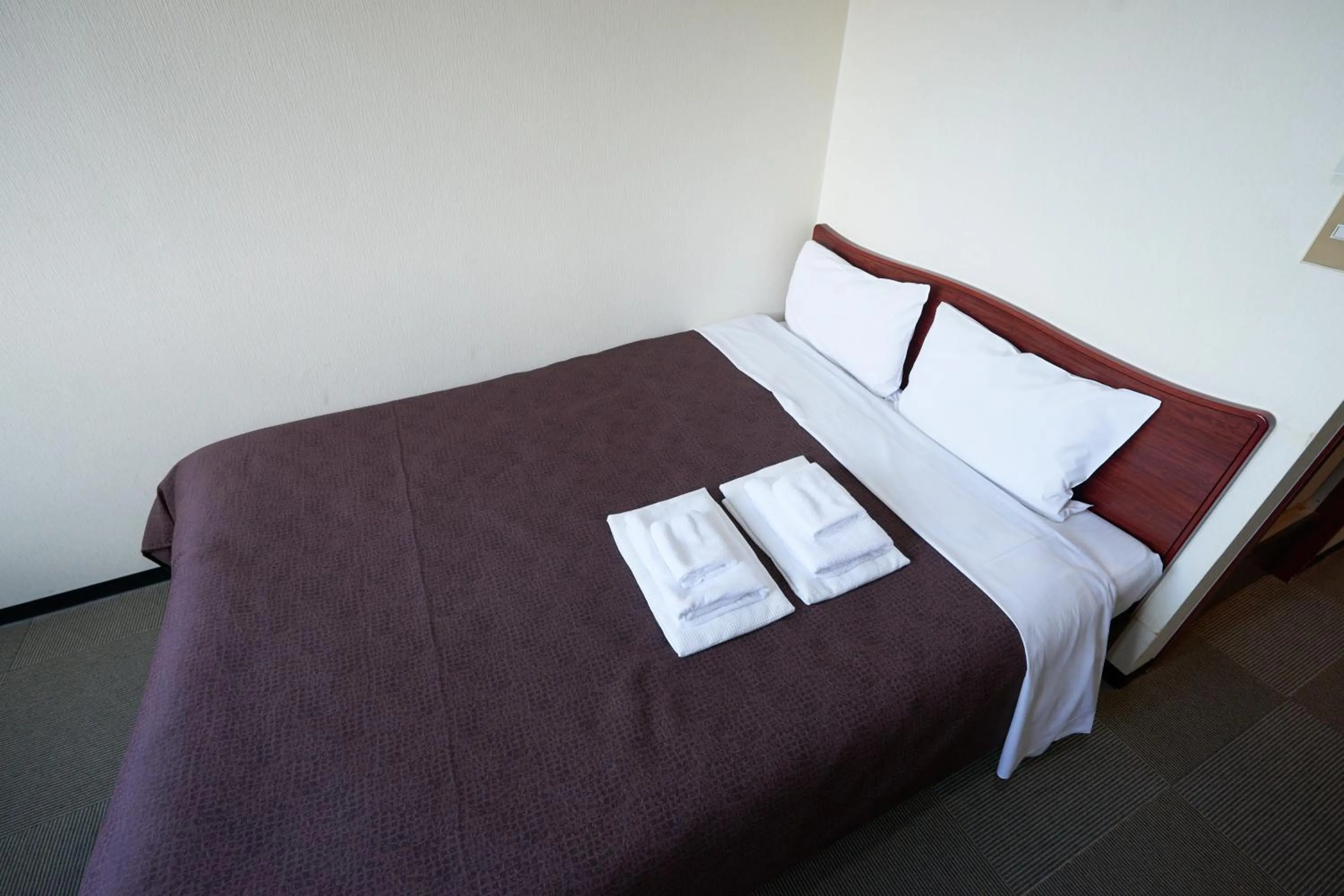 Photo of the whole room, Bed in Select Inn Tsuruga