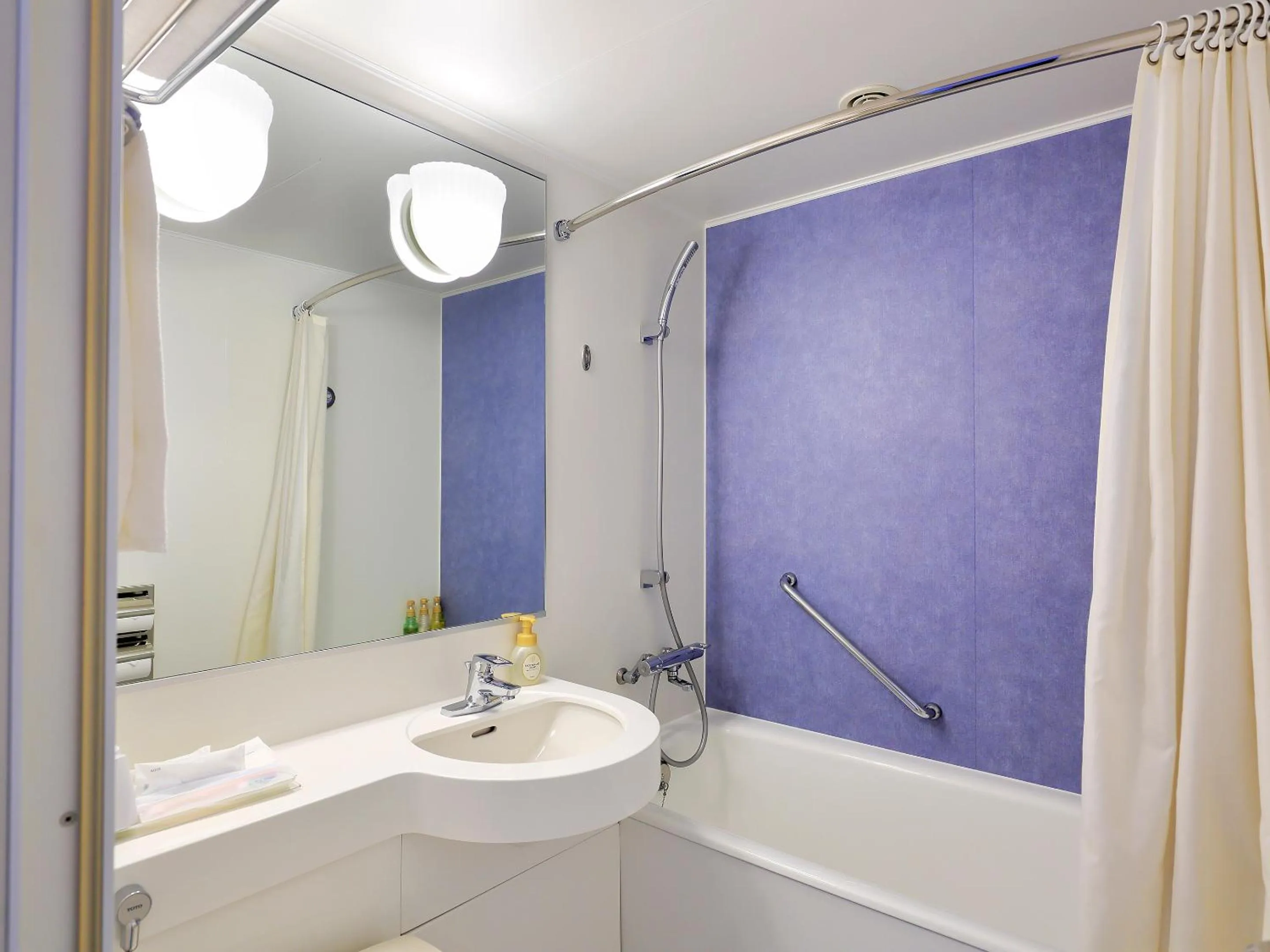 Bathroom in Navios Yokohama