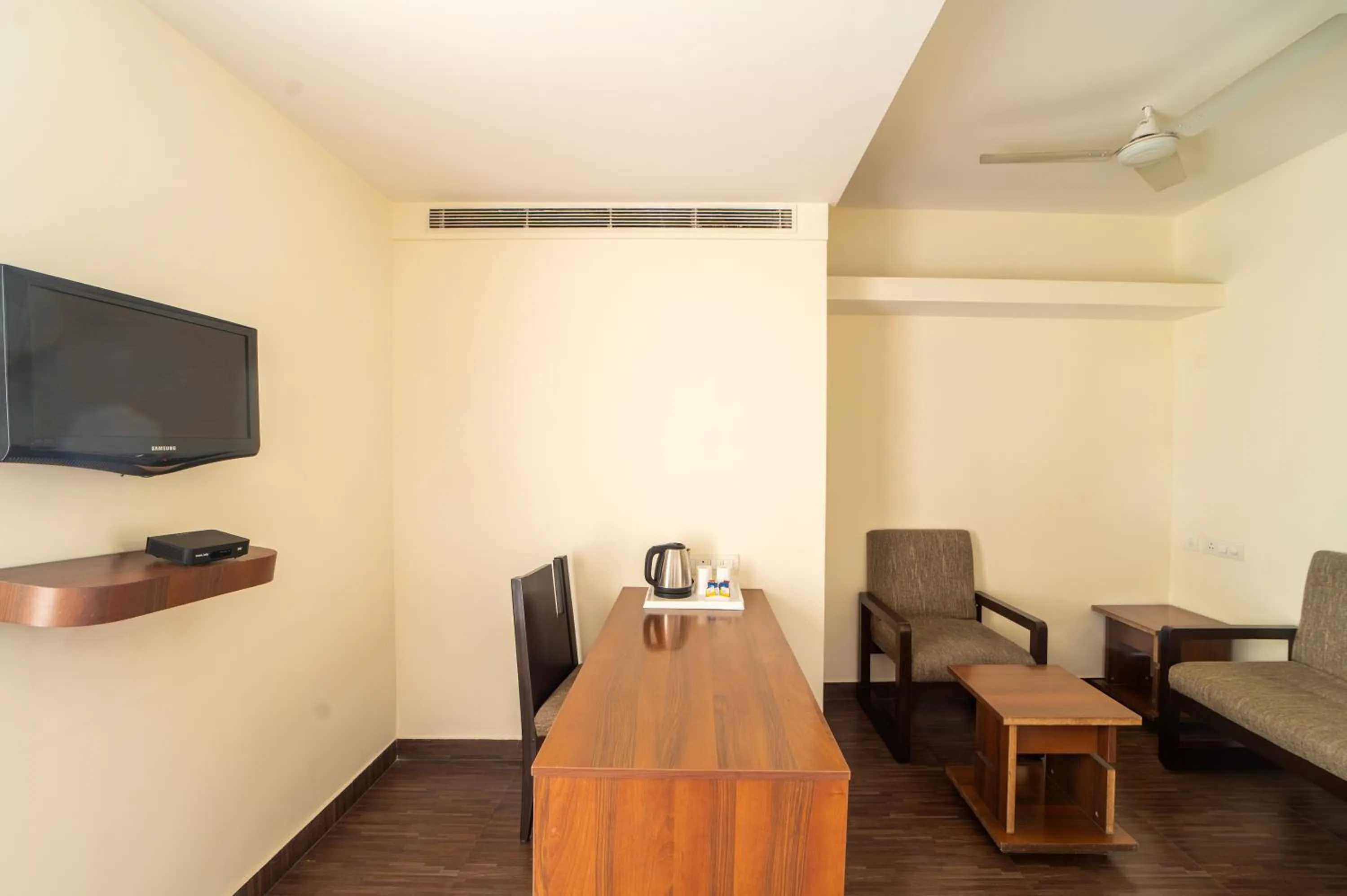 Living room in Whispering Palms Hotel Jaipur