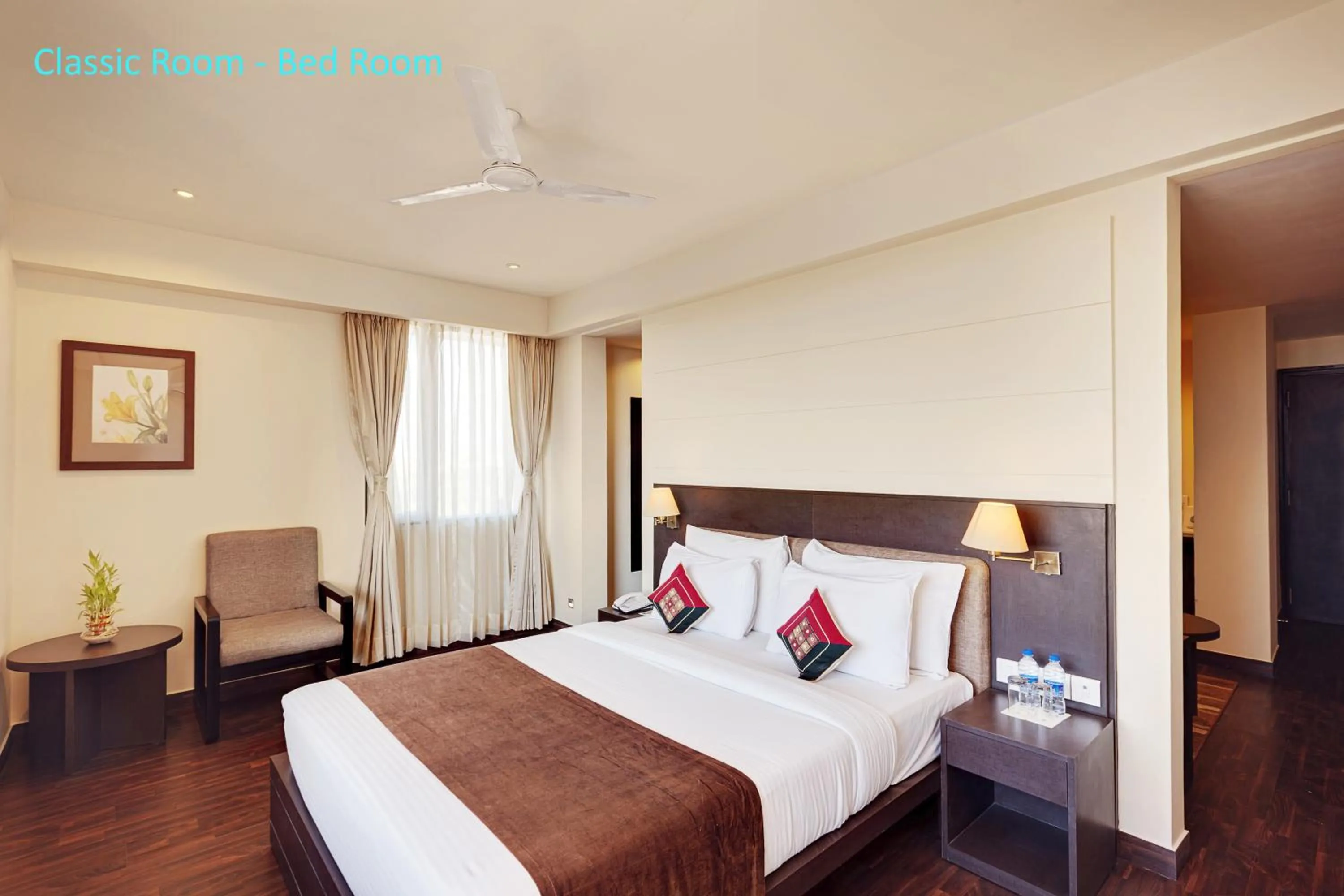 Bedroom, Bed in Whispering Palms Hotel Jaipur