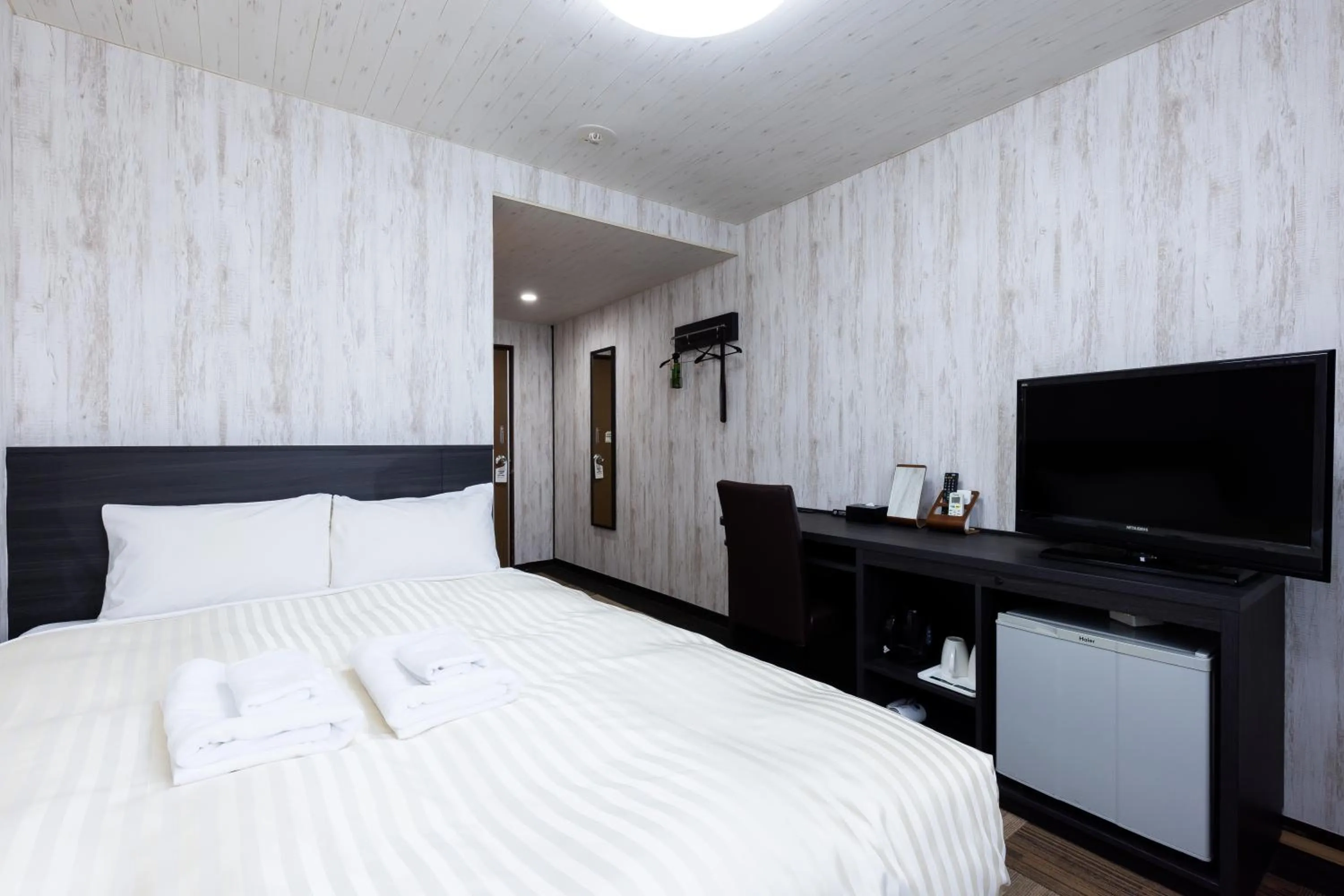 Photo of the whole room, Bed in Select Inn Fujisan Gotemba