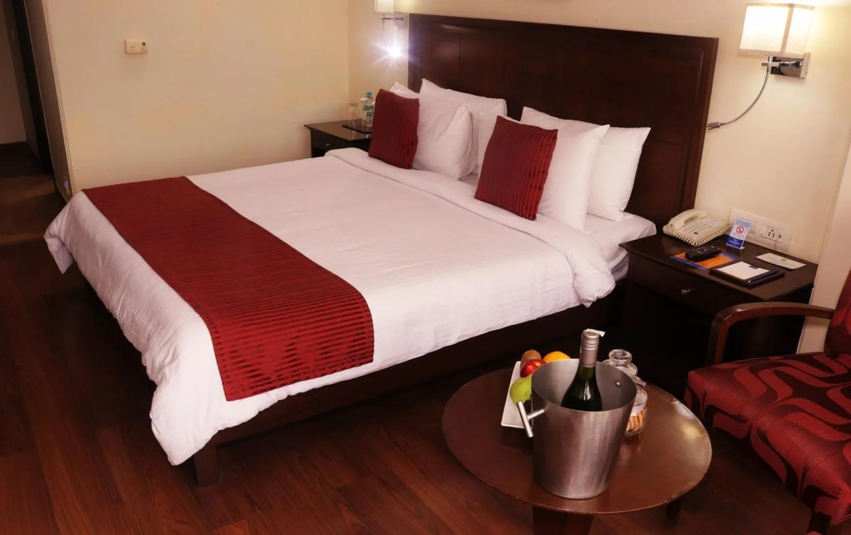 Bed in Le Lac Sarovar Portico- Ranchi