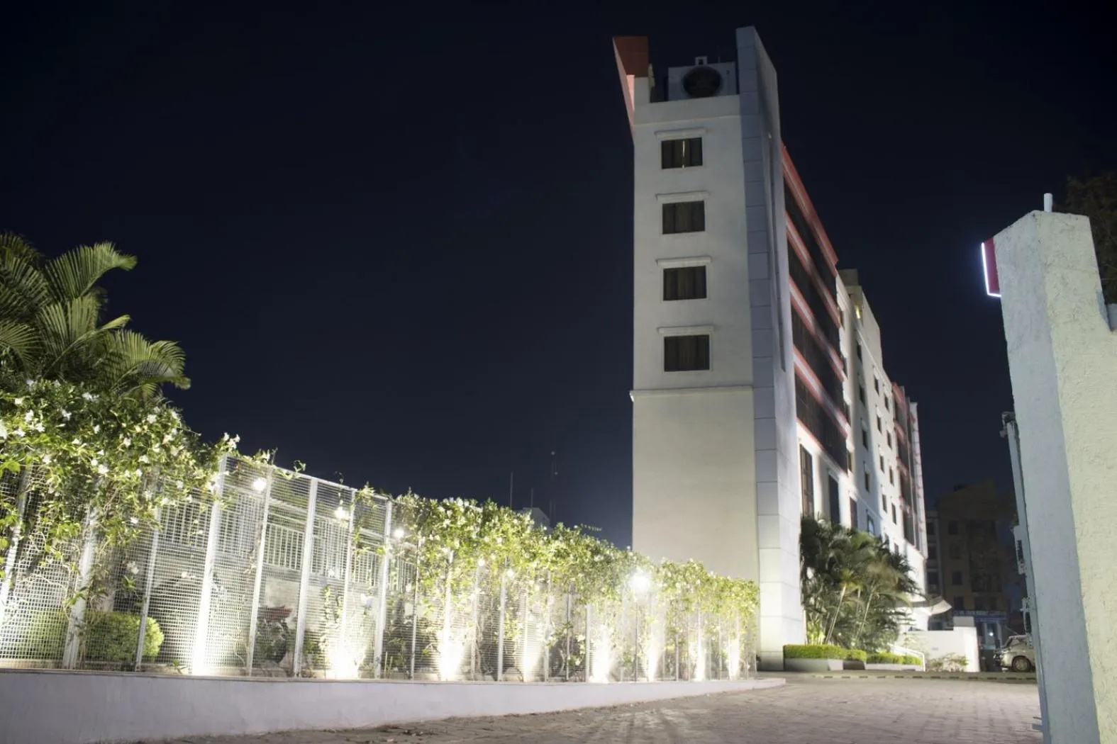 Le Lac Sarovar Portico- Ranchi