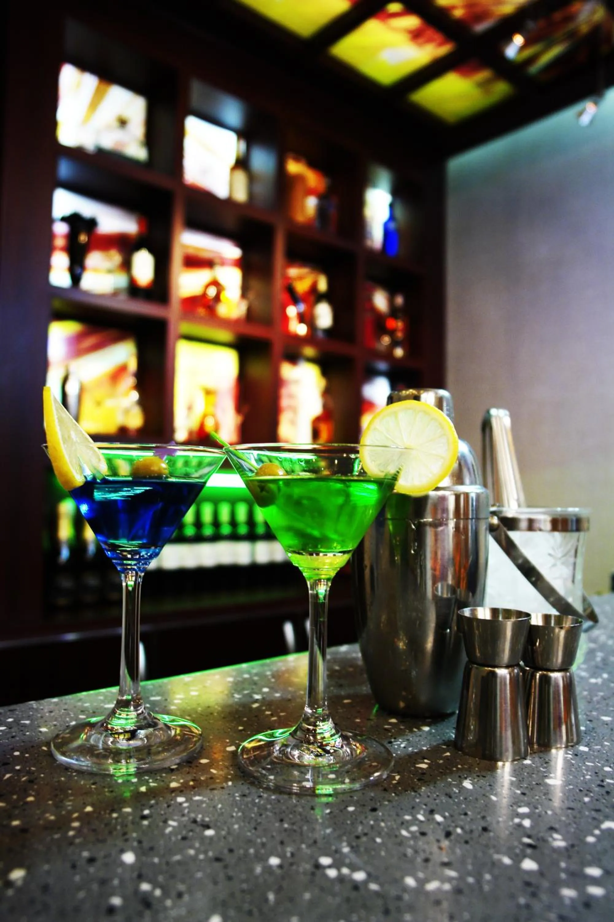 Restaurant/places to eat in New West Hotel