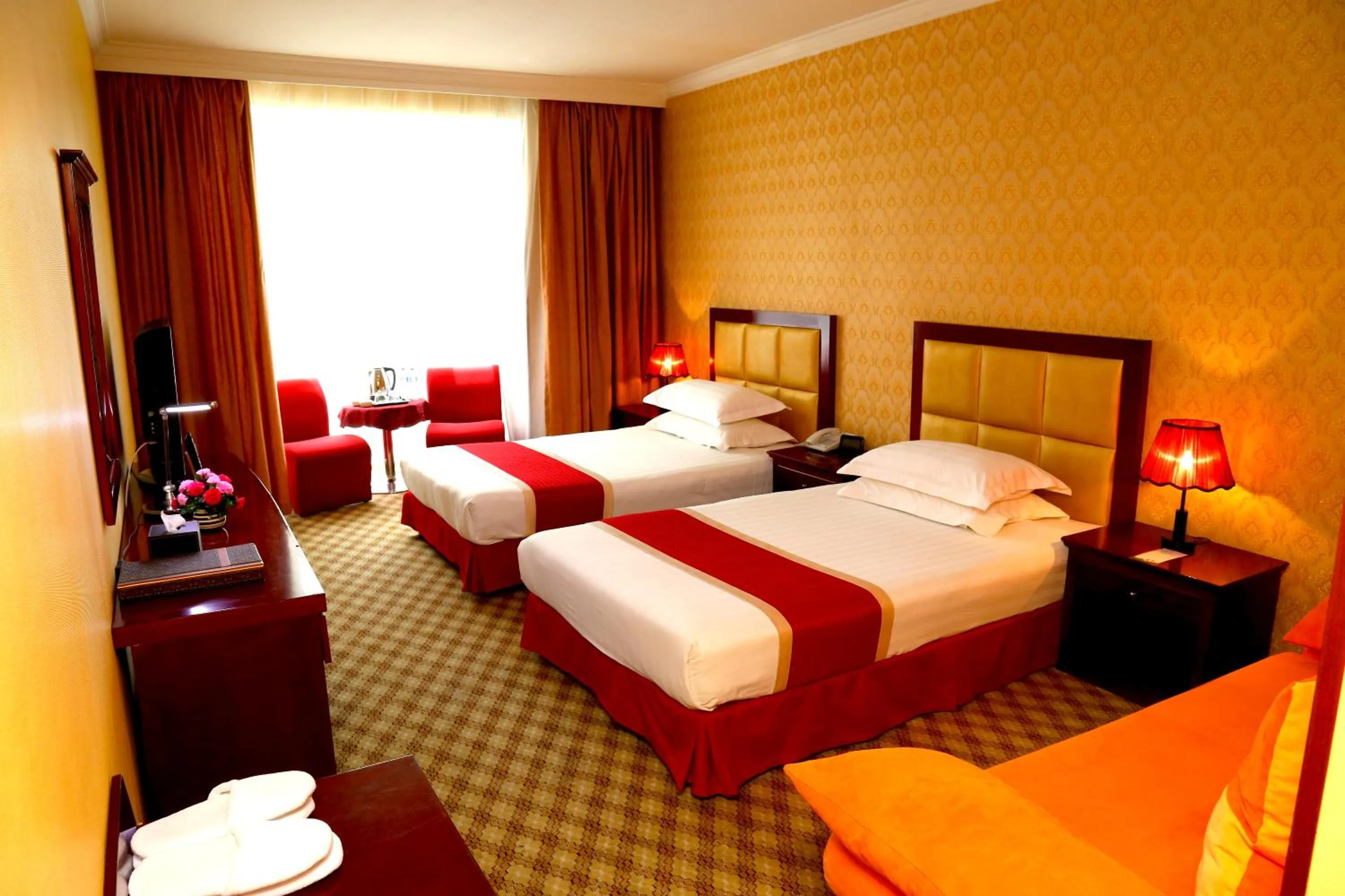 Bedroom, Bed in New West Hotel