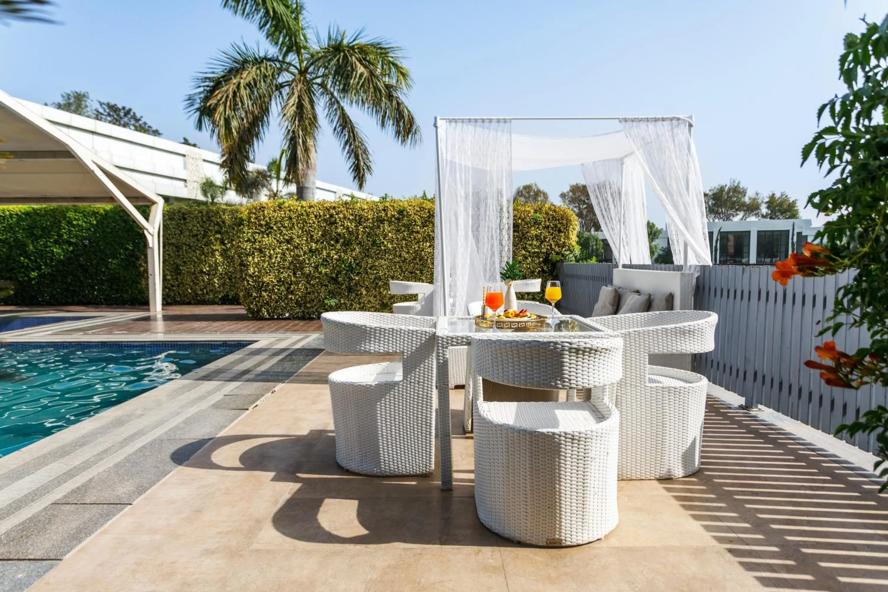 Swimming pool in Spara Boutique Resort