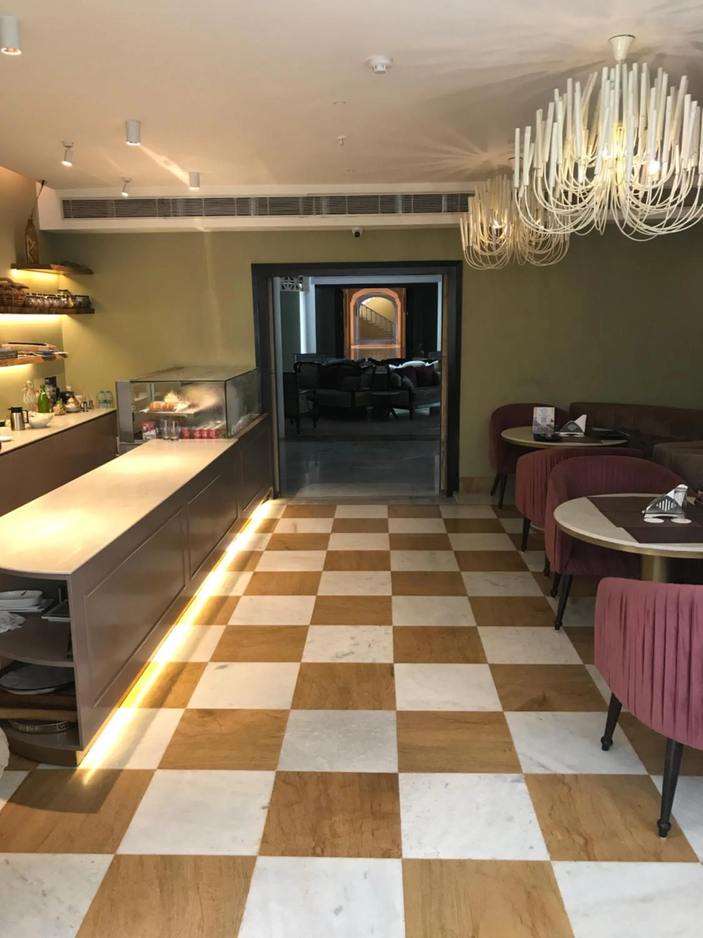 Restaurant/places to eat in Spara Boutique Resort