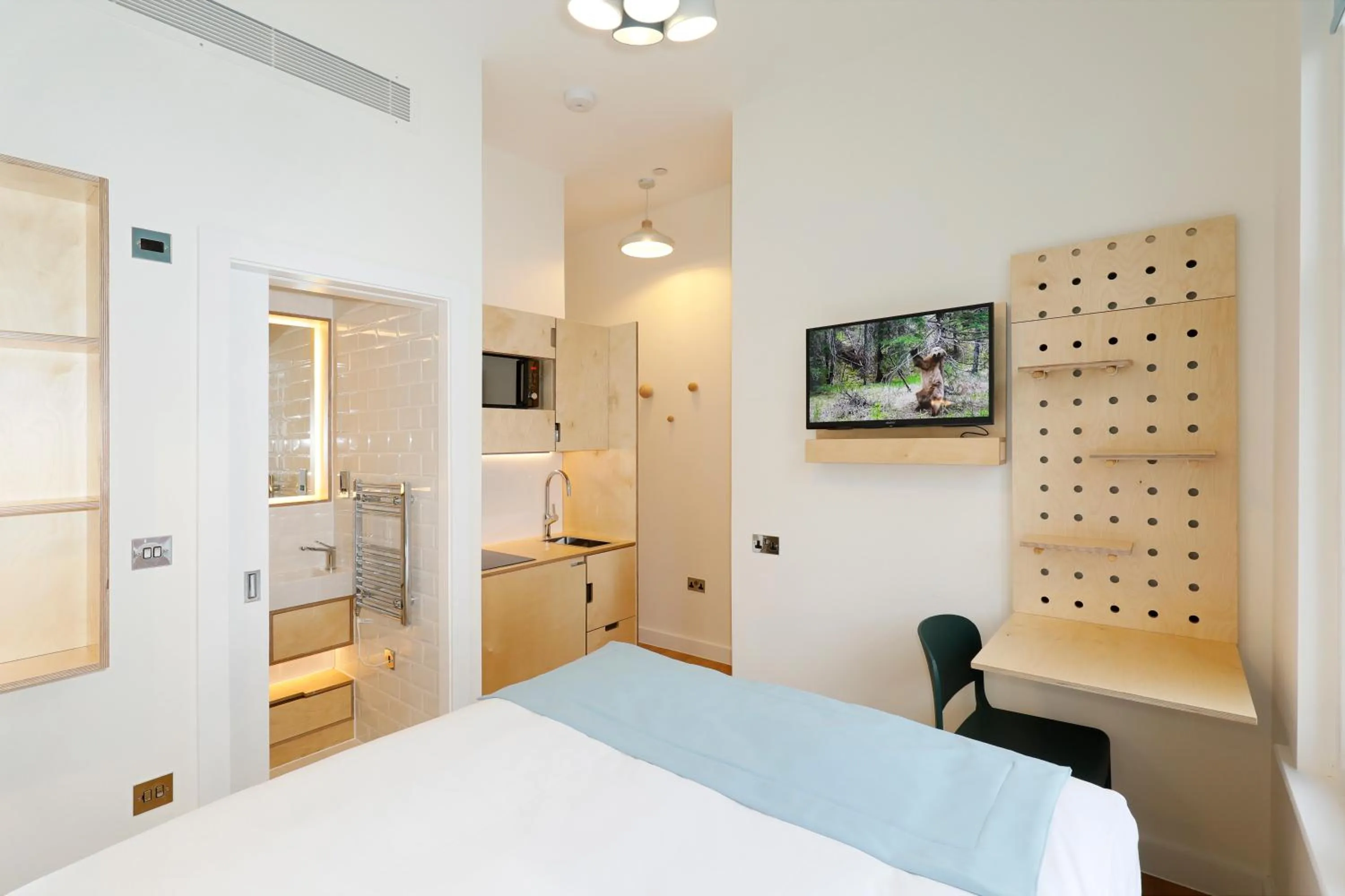 Bed in Exhibition Court Hotel