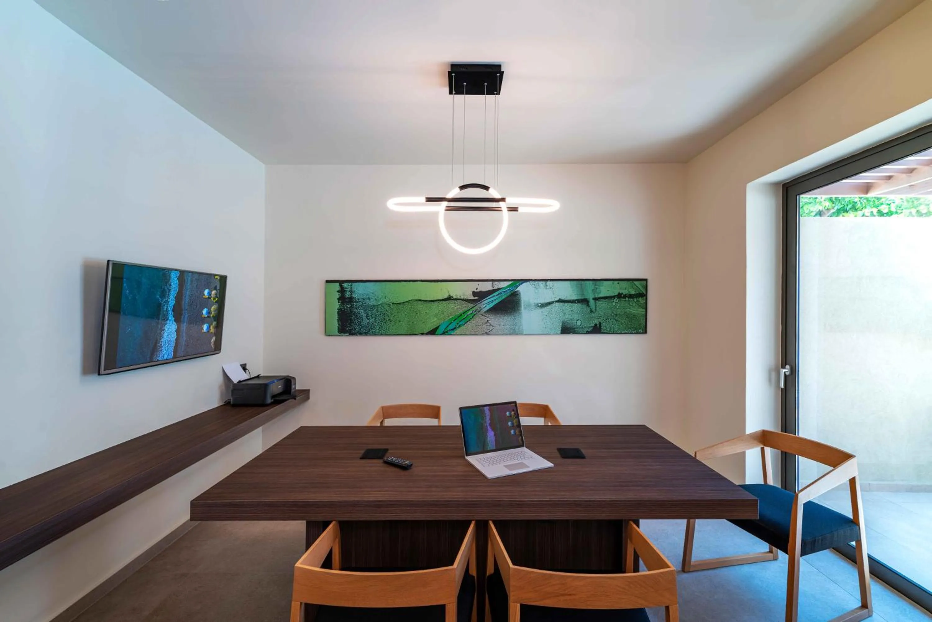 Meeting/conference room in Mariette Rhodes Urban Suites