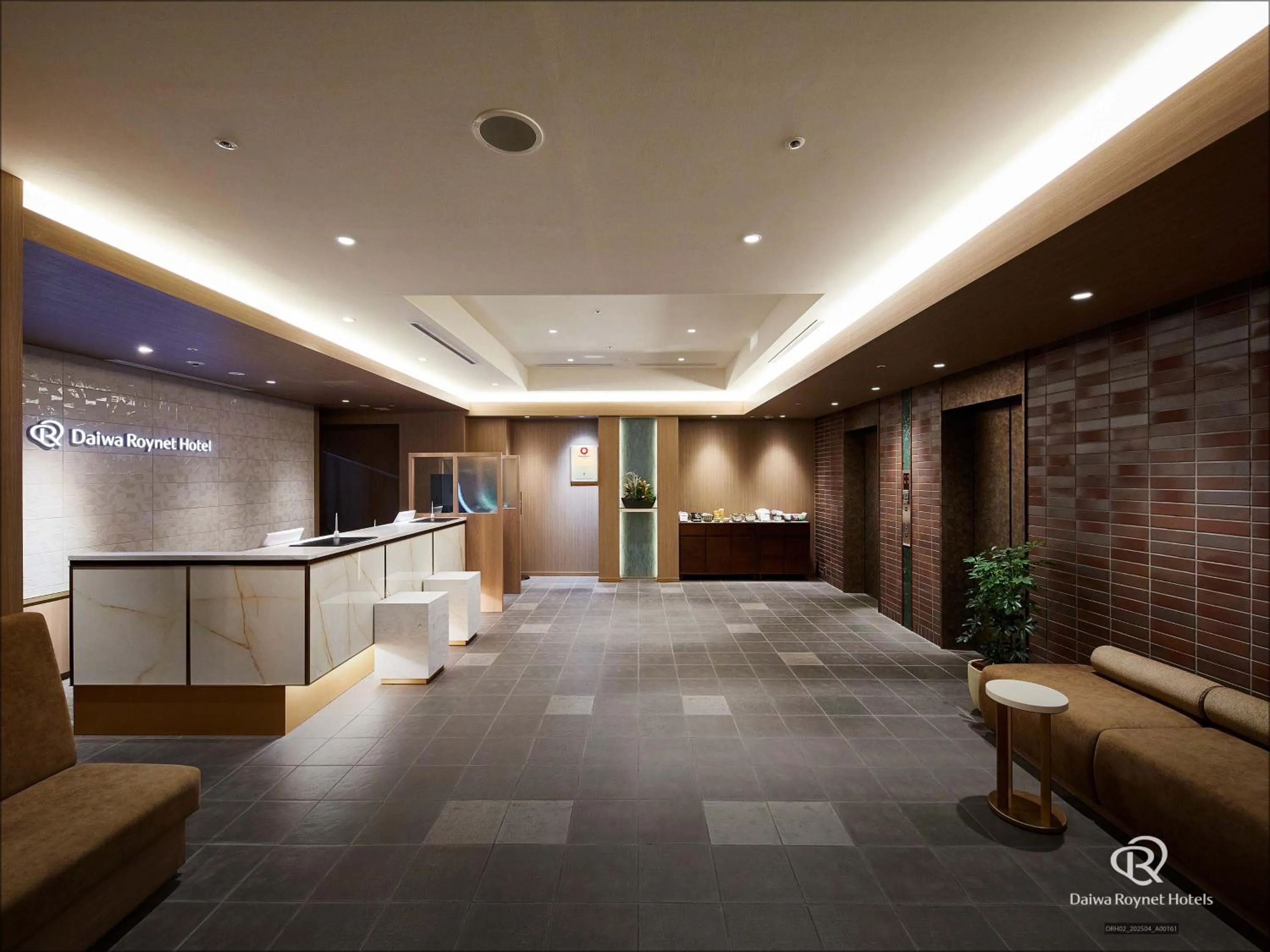 Lobby or reception in Daiwa Roynet Hotel Shin-Yokohama