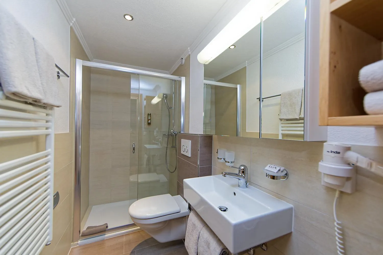 Photo of the whole room in Panorama Samnaun